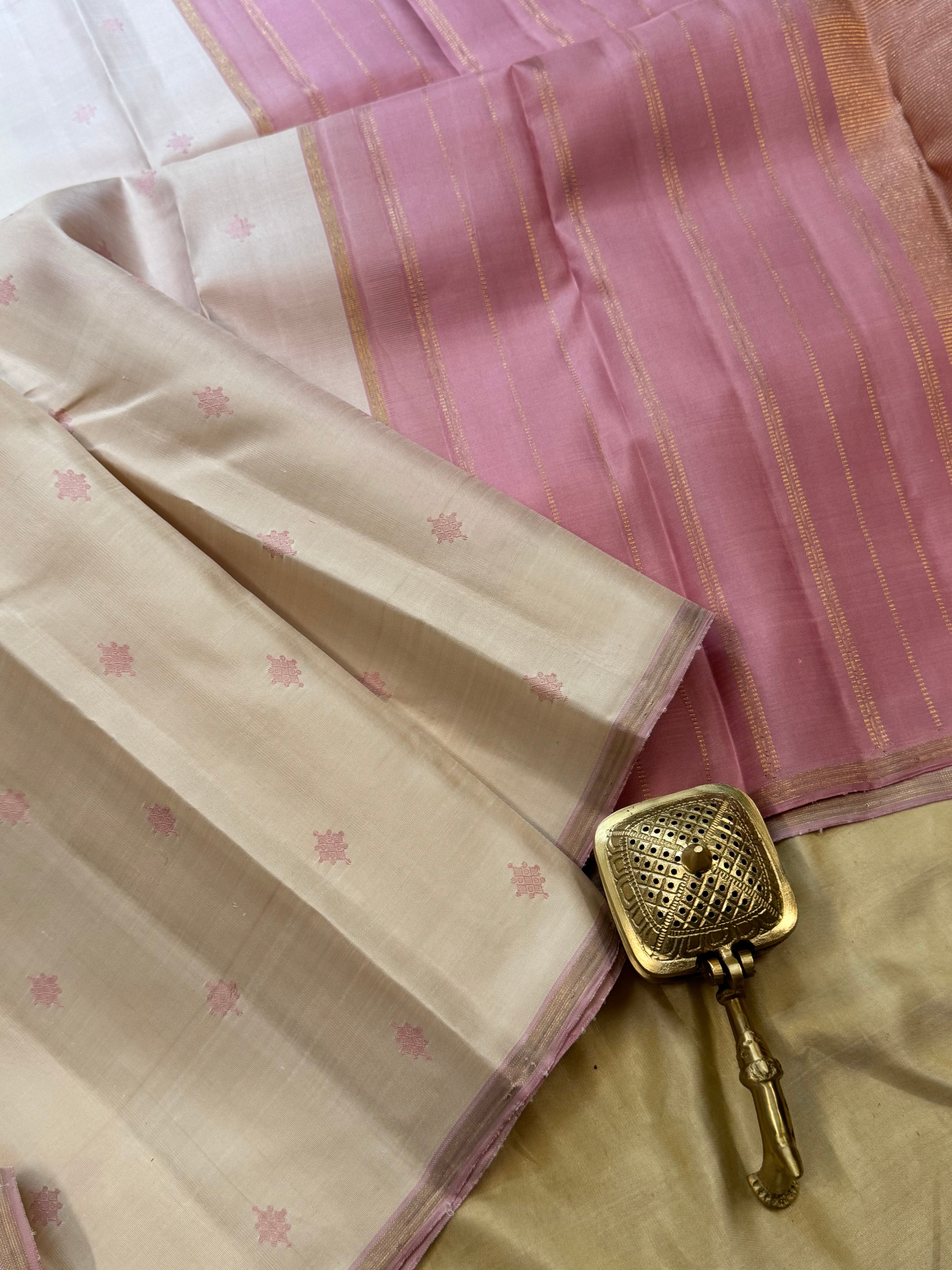 Cream thread Butta / kanjipuram silk