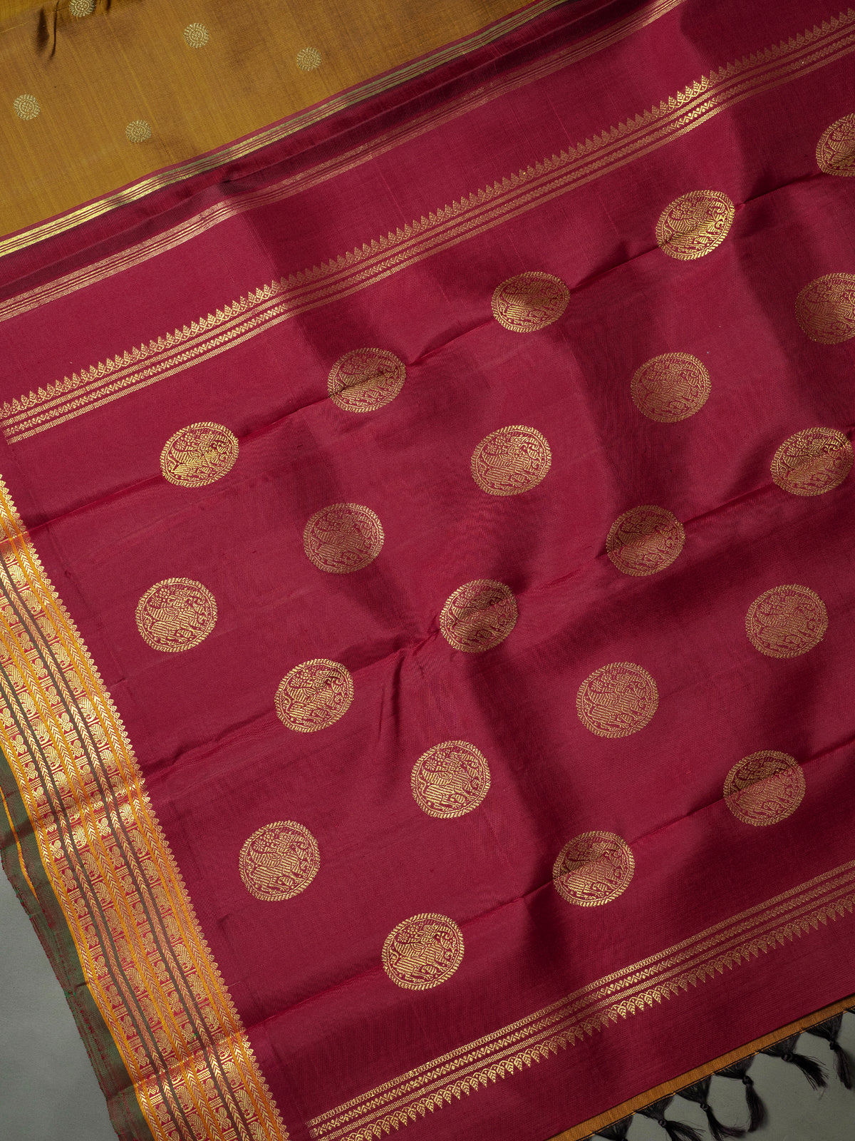 Honey with red border varisapet Kanjipuram Silk Saree CLSA10550