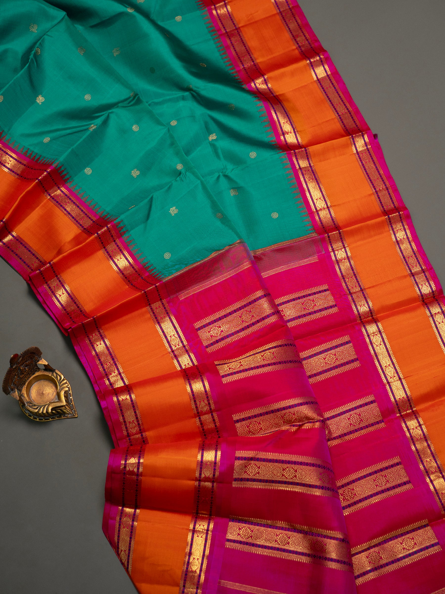 Rama green retta pet korvai / Kanjipuram Silk Saree CLSA8181