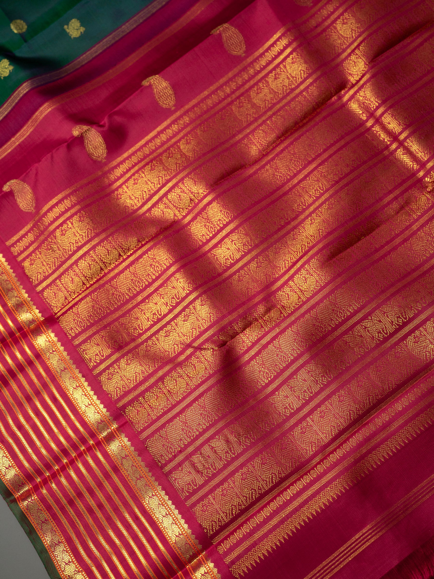 Mayilkazhuthu varisapet korvai Kanjipuram Silk Saree CLSA10050