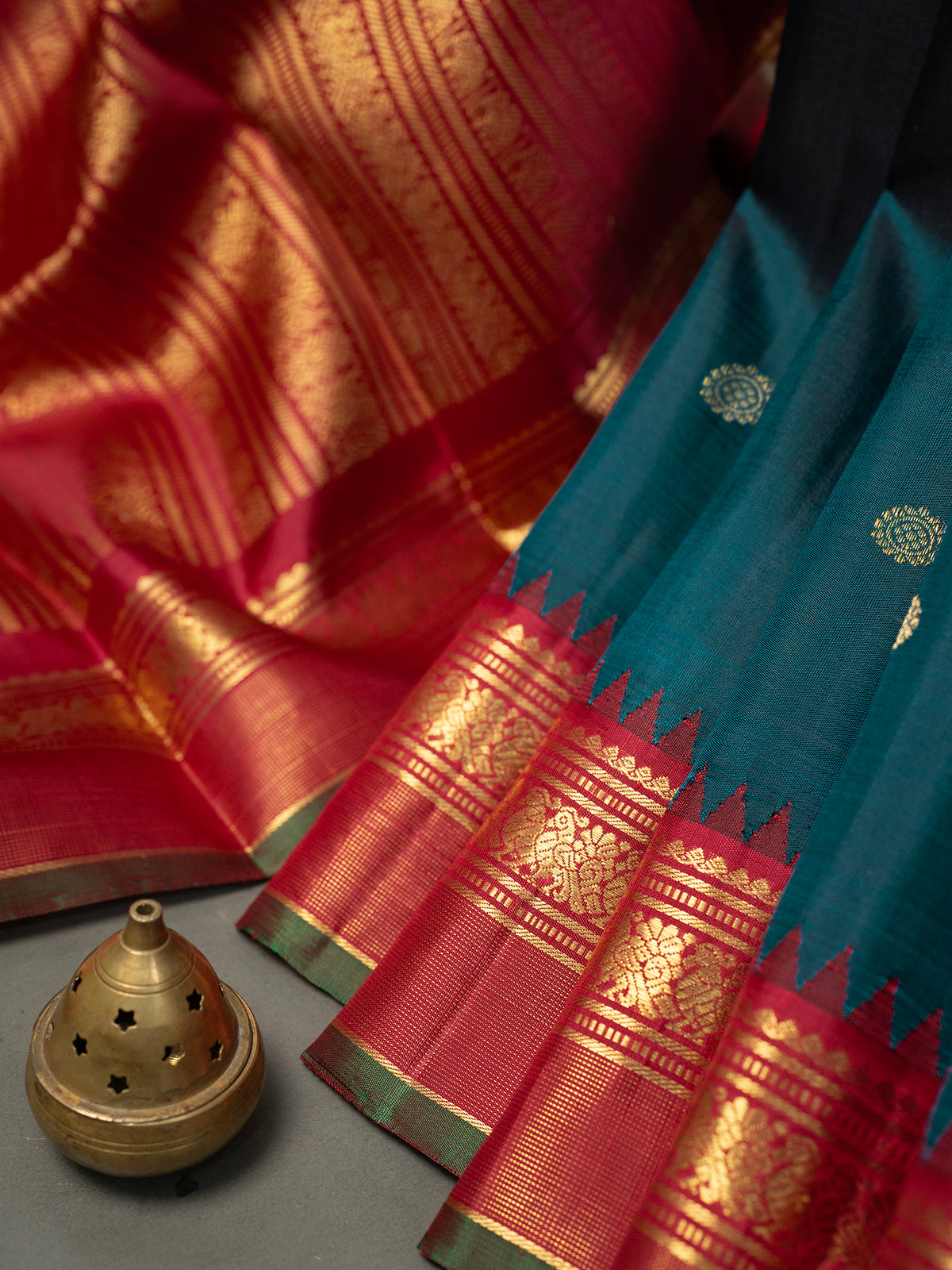 Rama green Korvai Kanjipuram Silk Saree CLSA10977