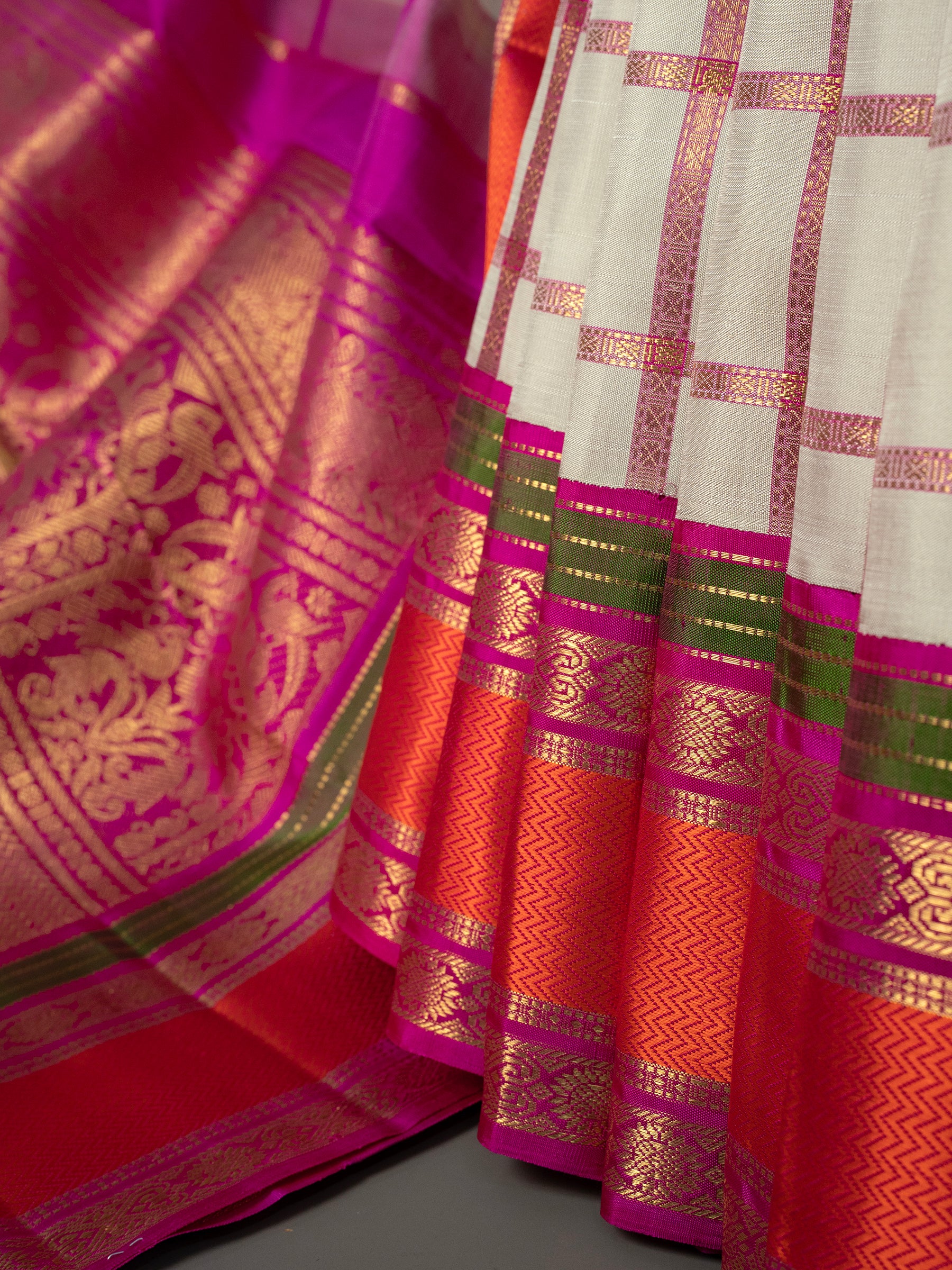 Vintage revival kattam Butta Kanjipuram Silk Saree CLSA11025