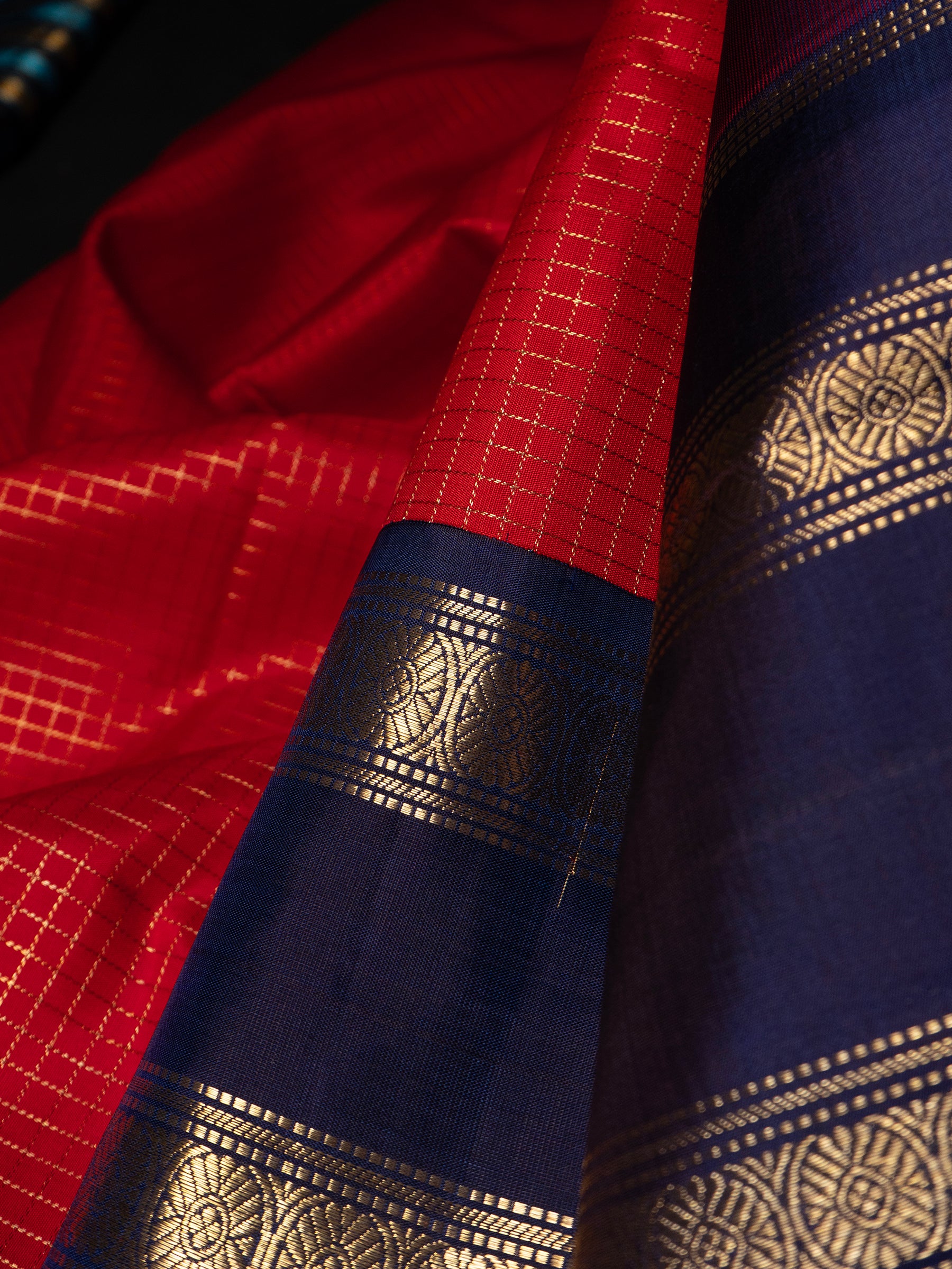 Red zari kattam and blue rettapet border/ Kanjipuram Saree CLSA6088