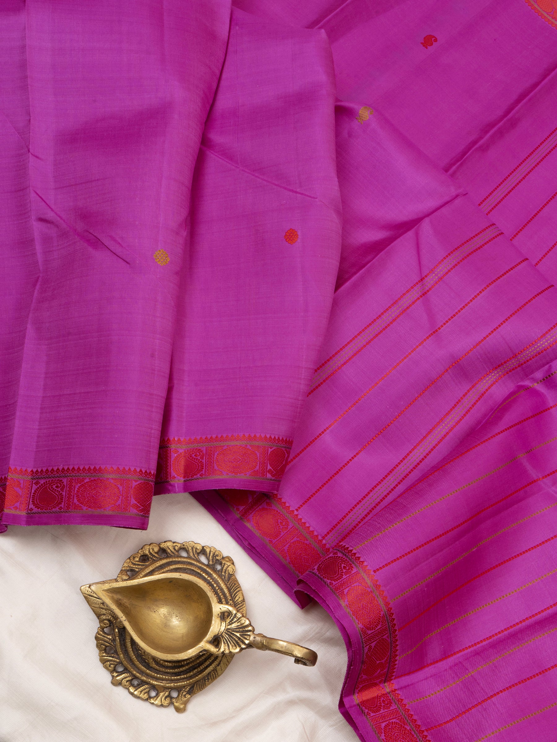 Pink thread work / Arani silk CLSA4638