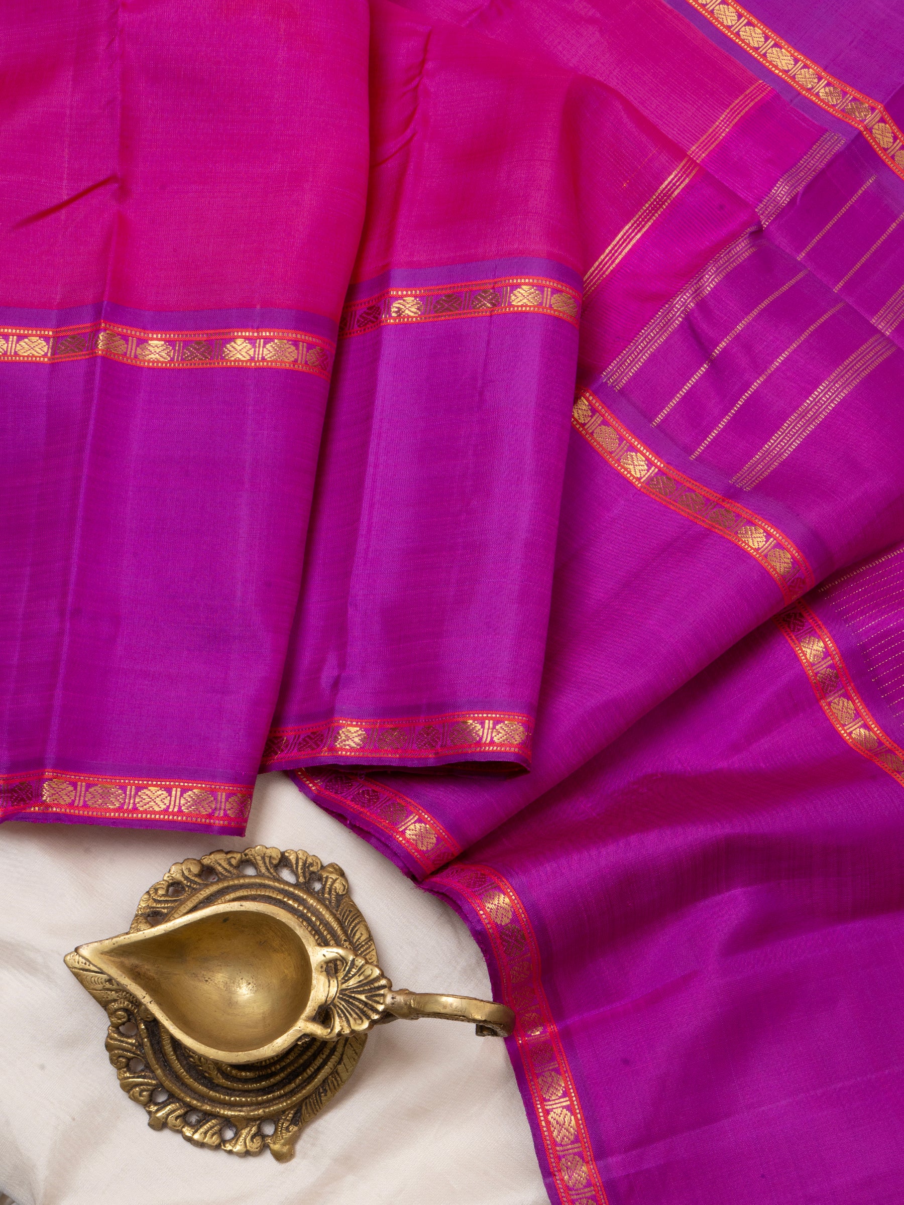 Pink and purple long border/Arani silk CLSA4973