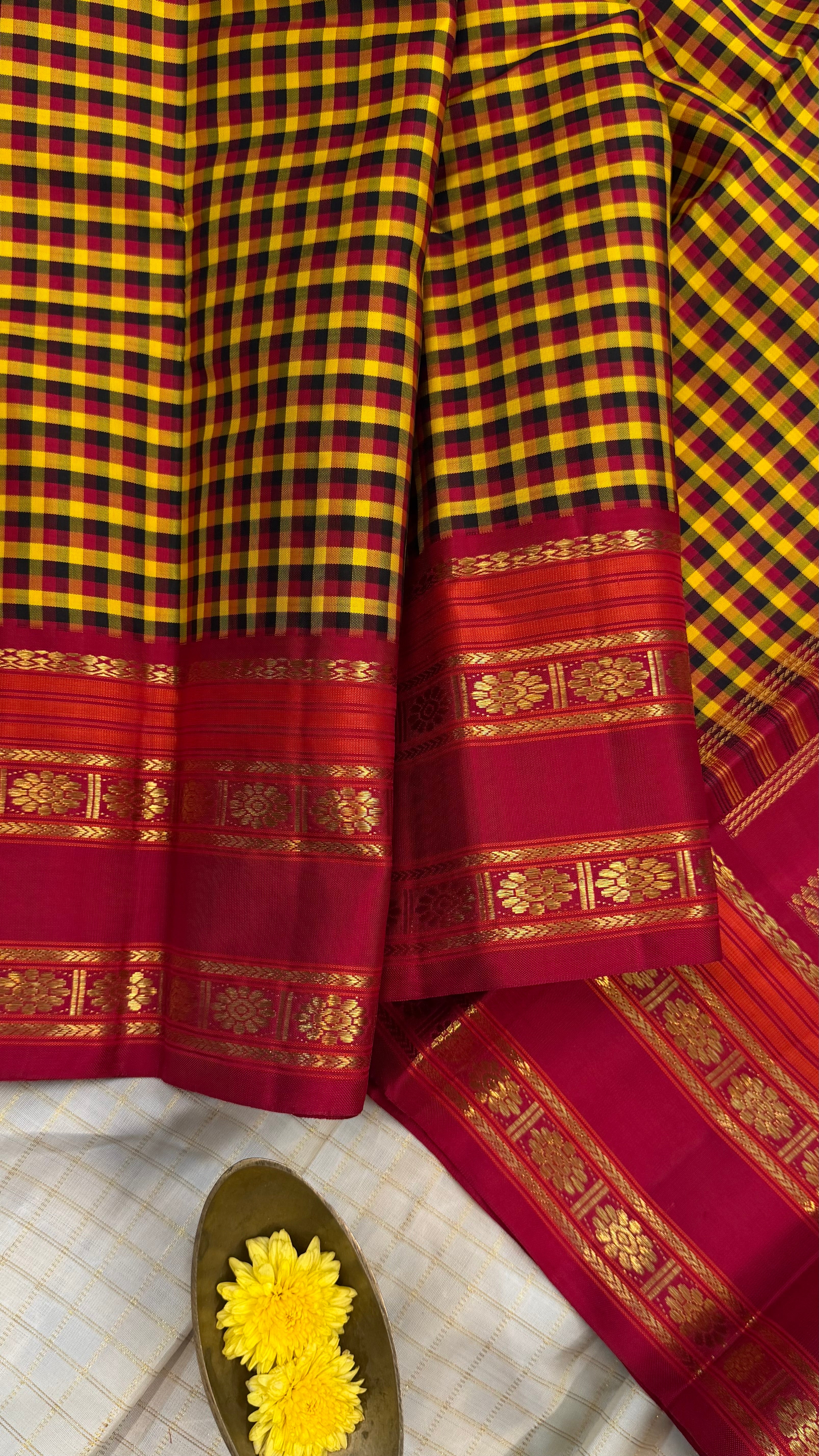 Master weaver small checks Korvai Kanjipuram silk