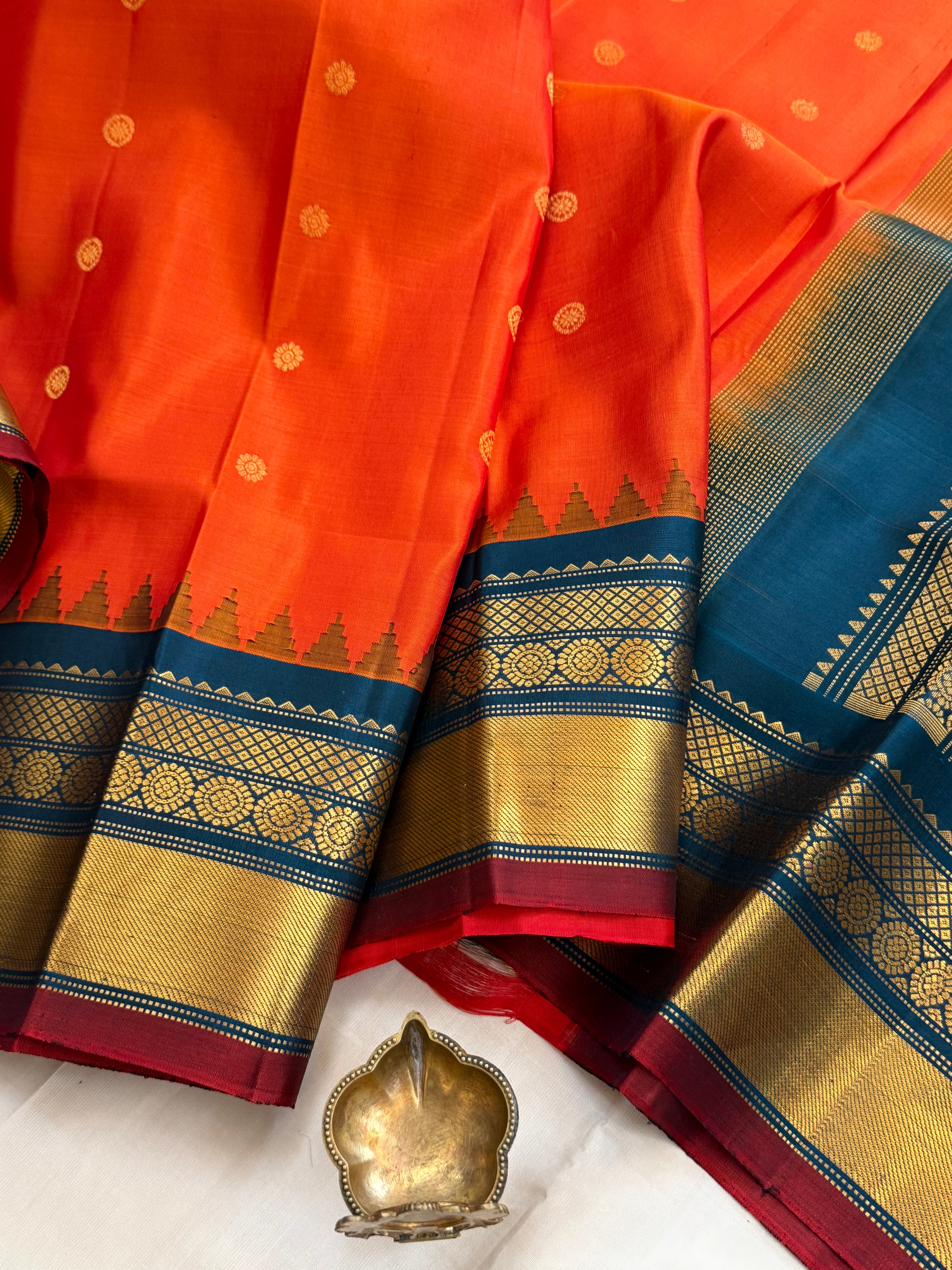 Orange body chakram Butta teal blue border/ Gadwal silk CLSA11304