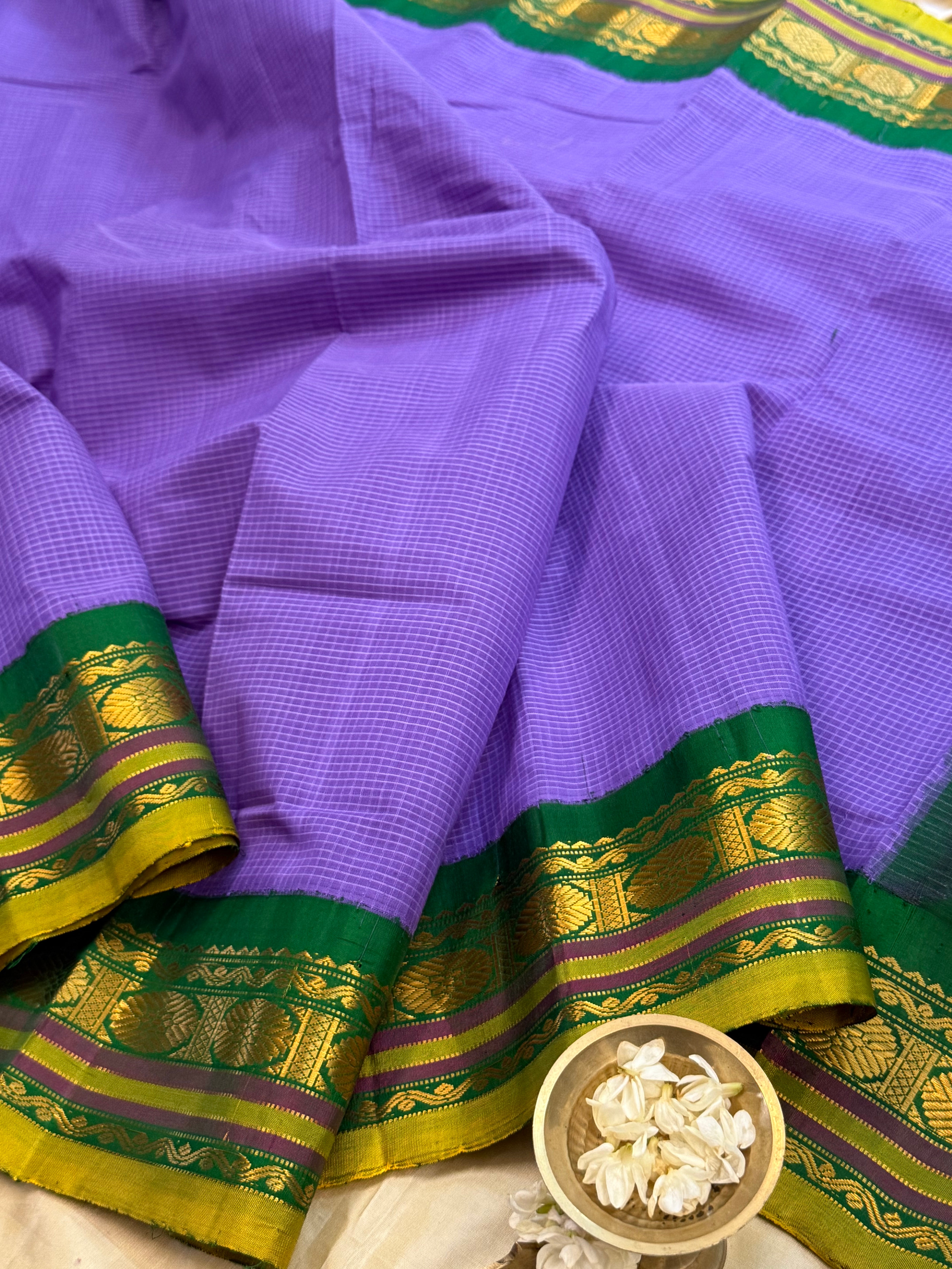 December poo and green korvai / Gadwal cotton ( No Blouse )