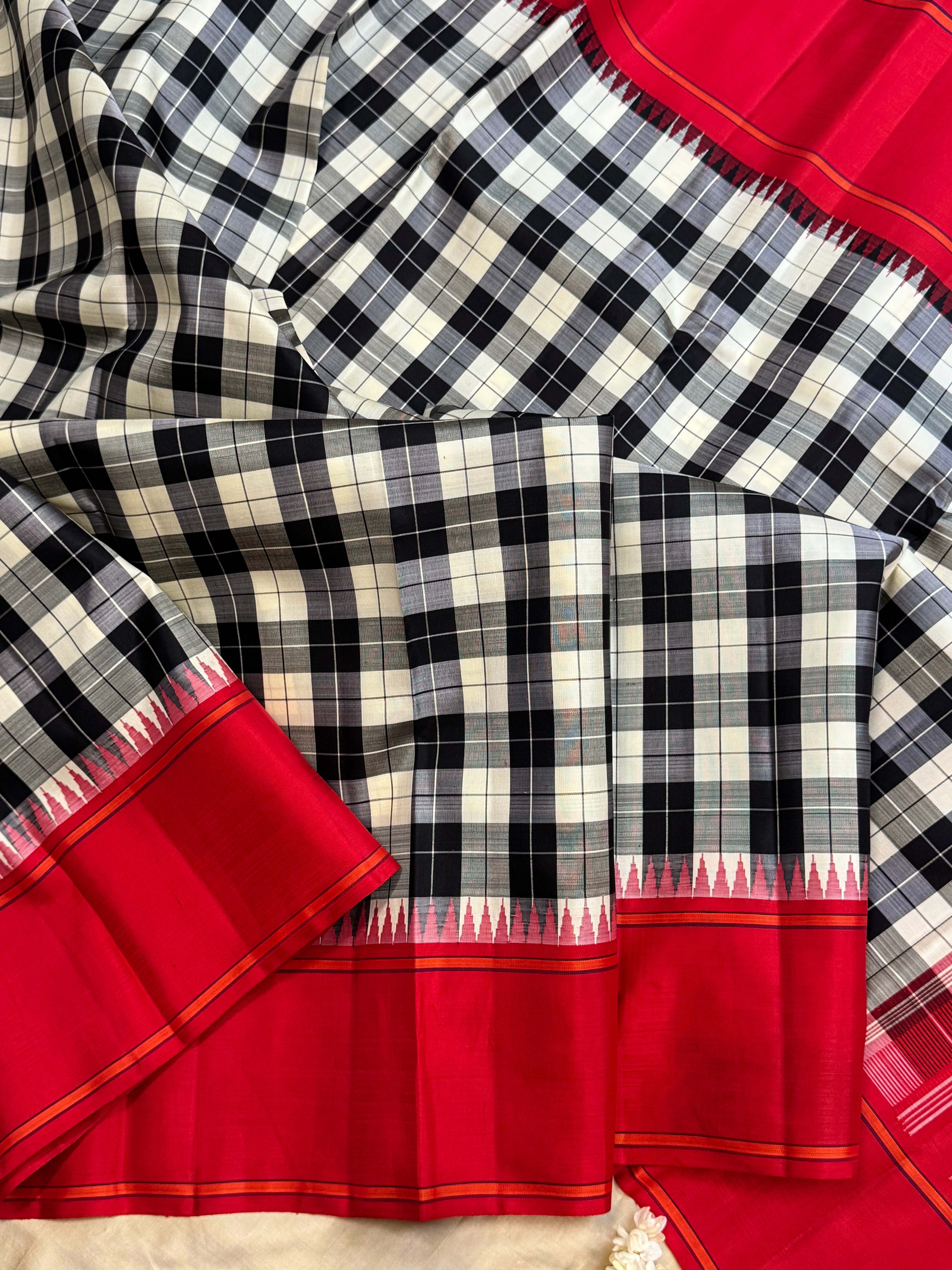 Black and white burberry checks / Arani silk