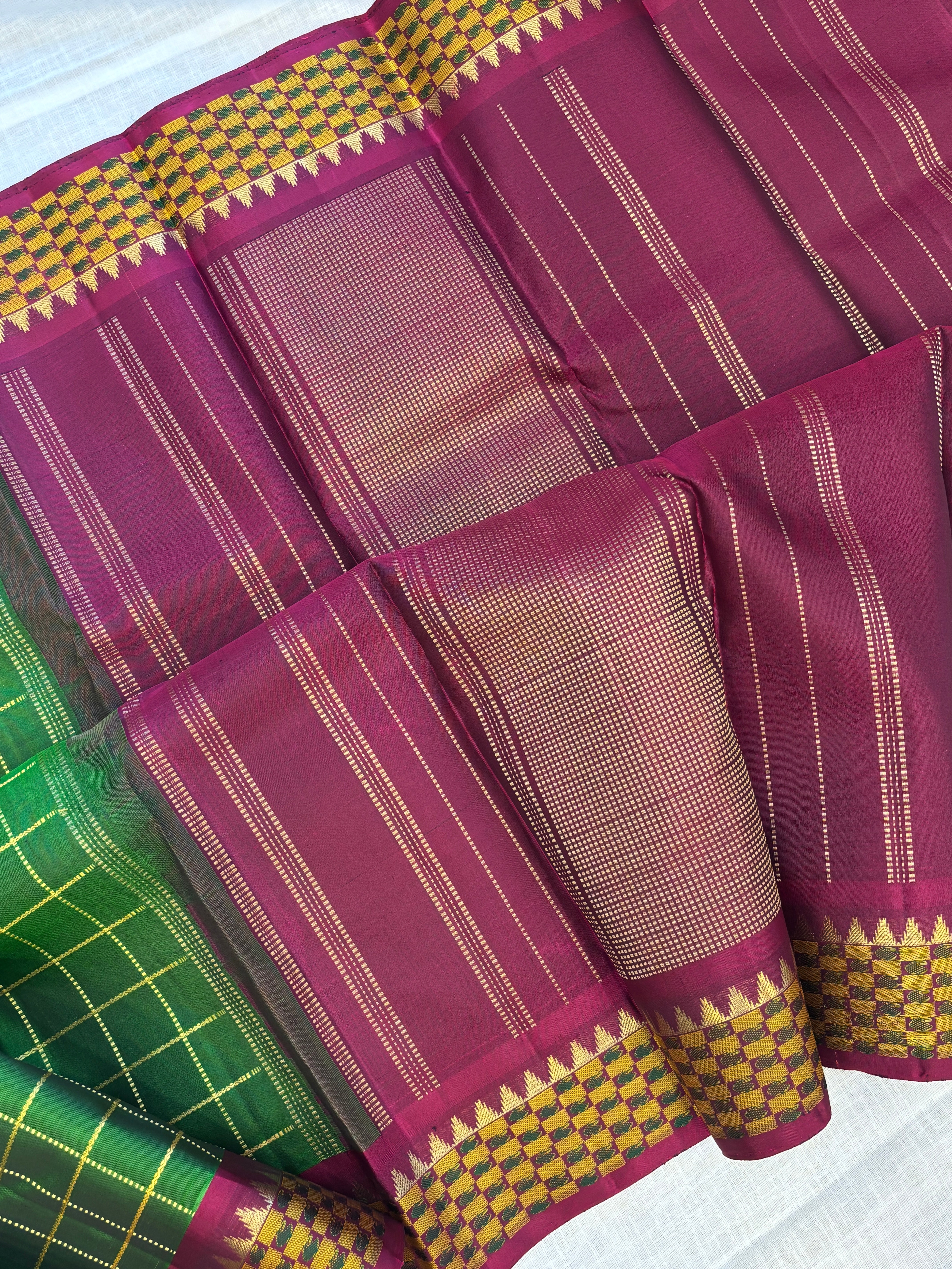 Green checks vintage border / kanjipuram silk