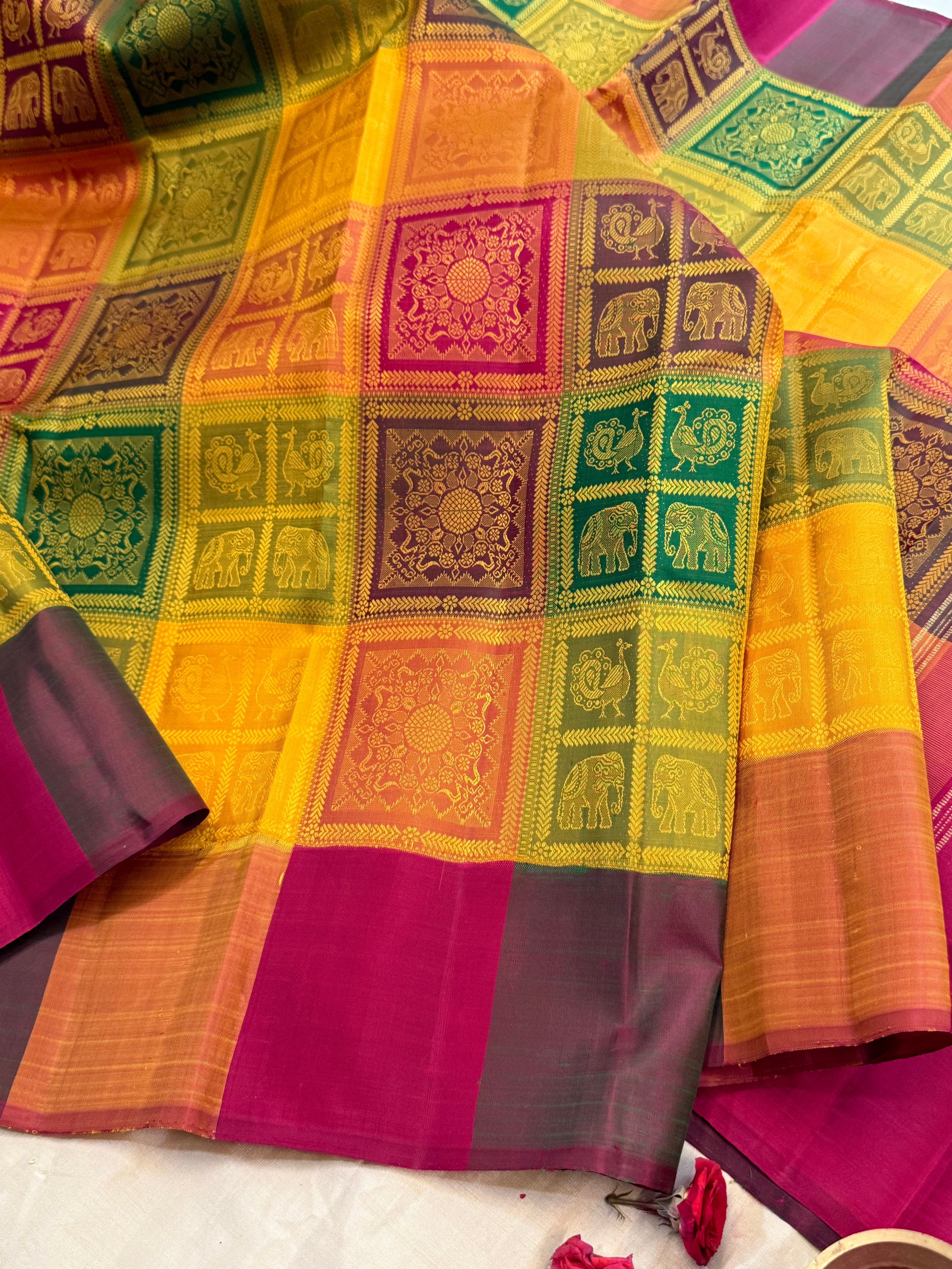 Paalum pazhamum boomkai pattern / kanjipuram silk