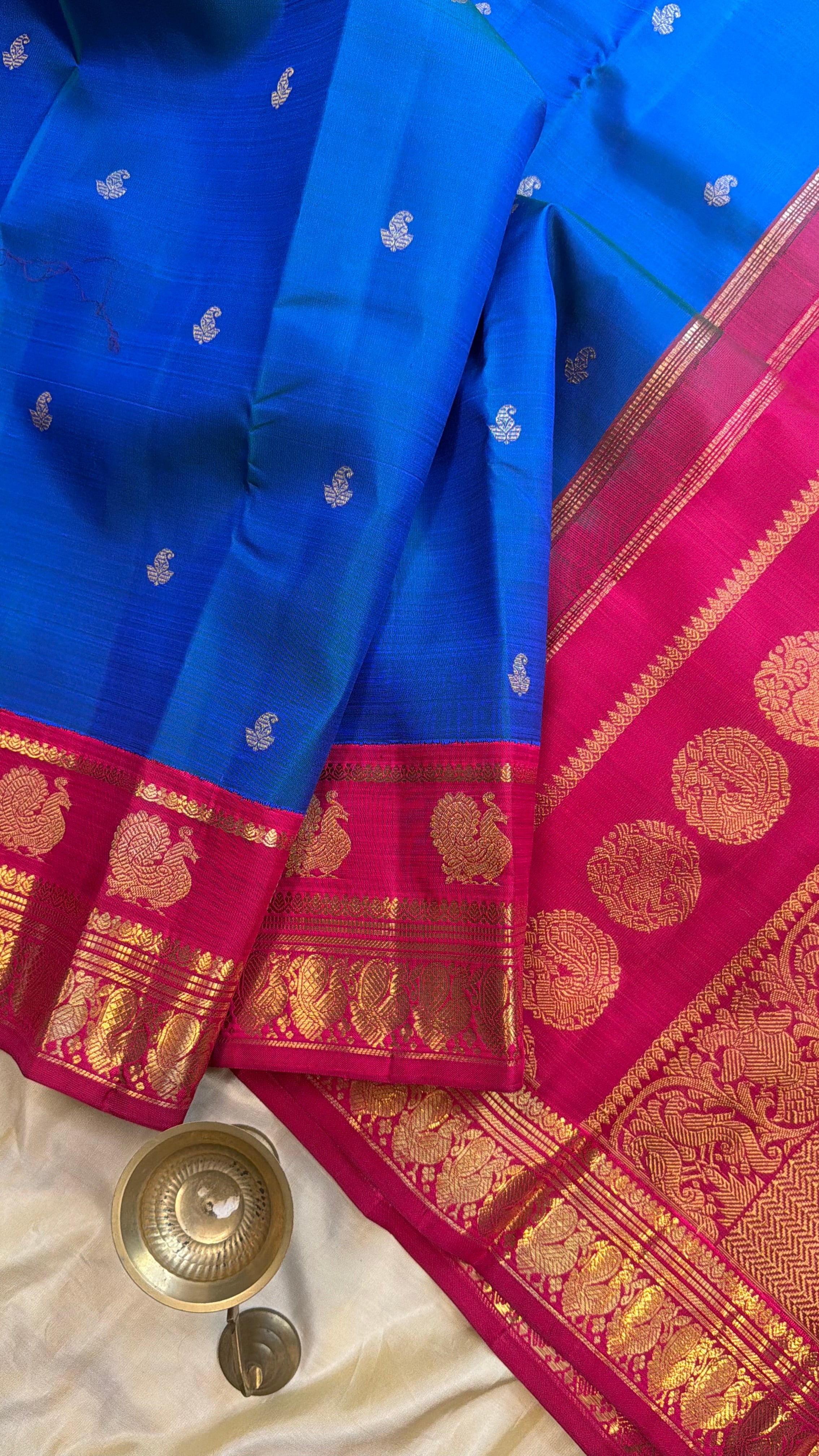 Mayilkazhuthu vintage Korvai / Kanjipuram silk
