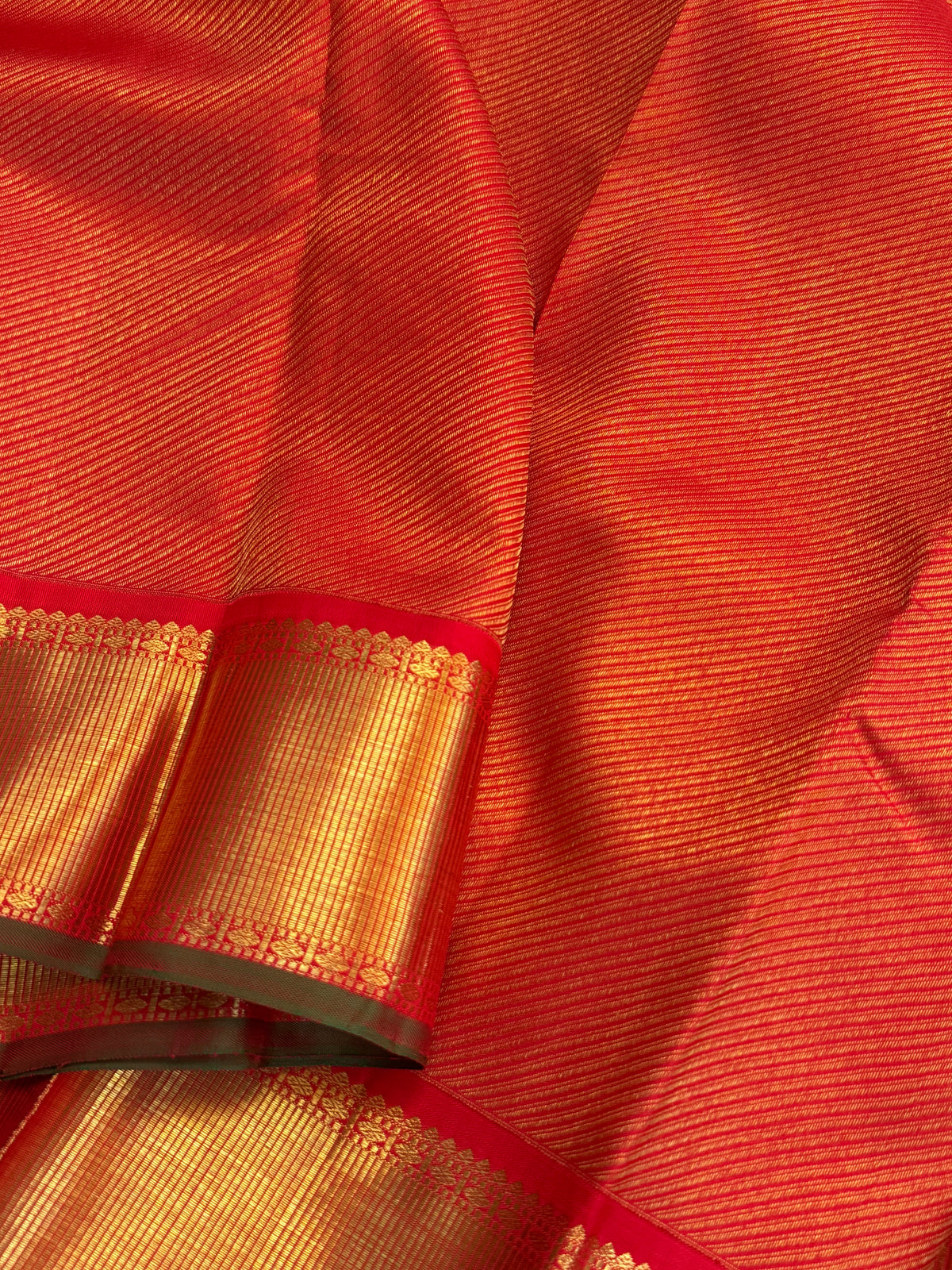 Navarathri - Day 4 Red Colour pure Zari Lehariya getti border /Kanjipuram silk sree Clsa5408