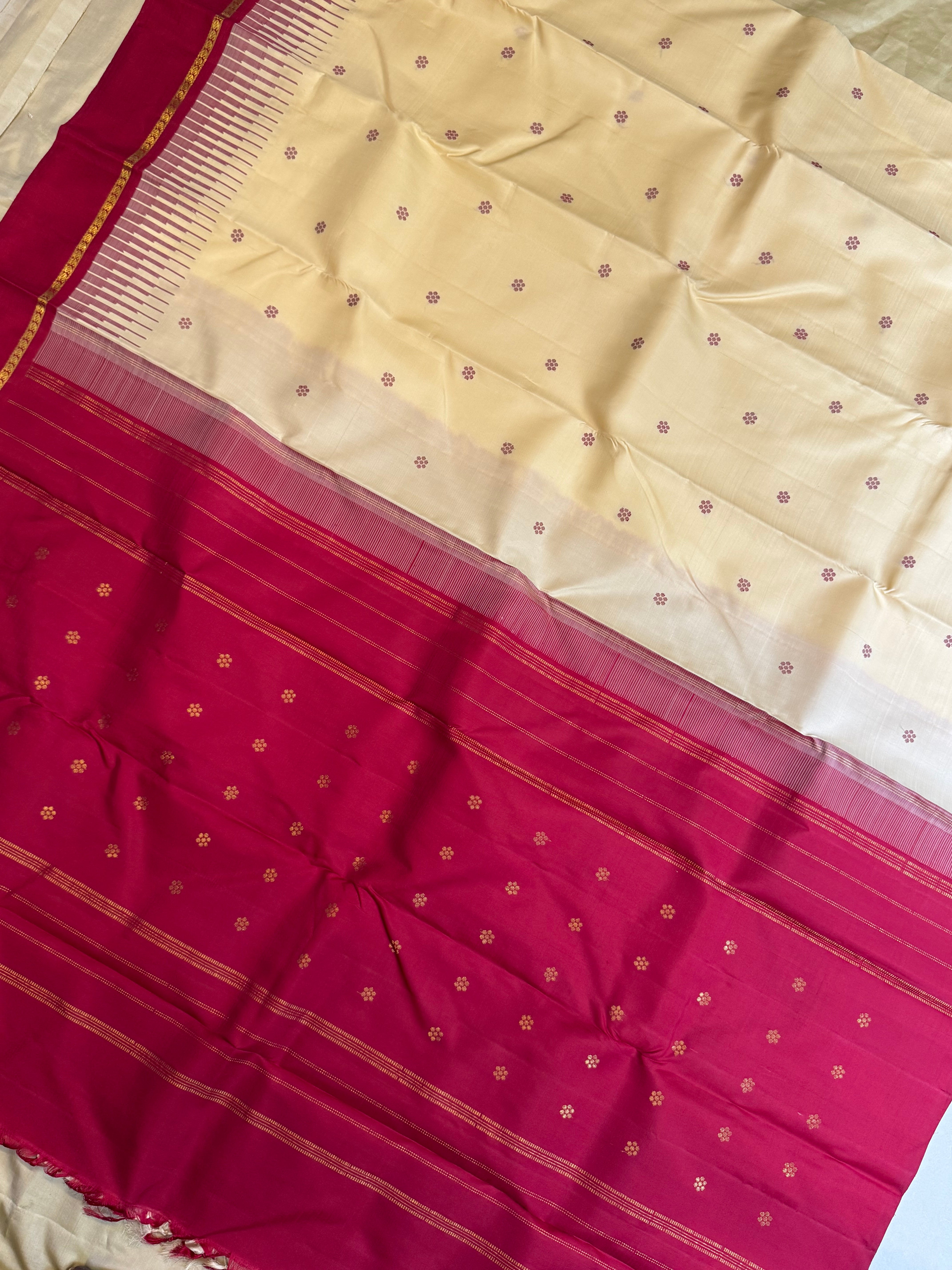 Offwhite and pinkish red thread butta (one side border)/ Arani silk