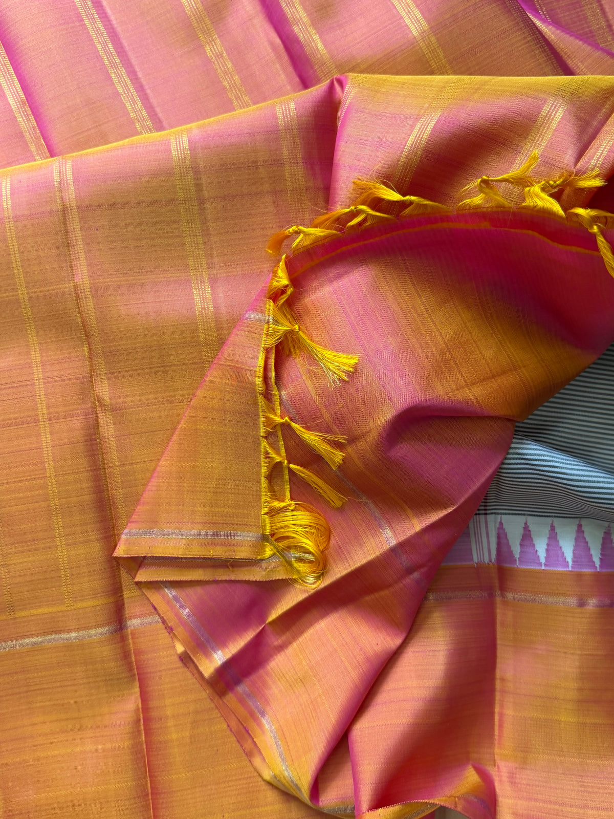 Striped Korvai peach border Arani silk saree