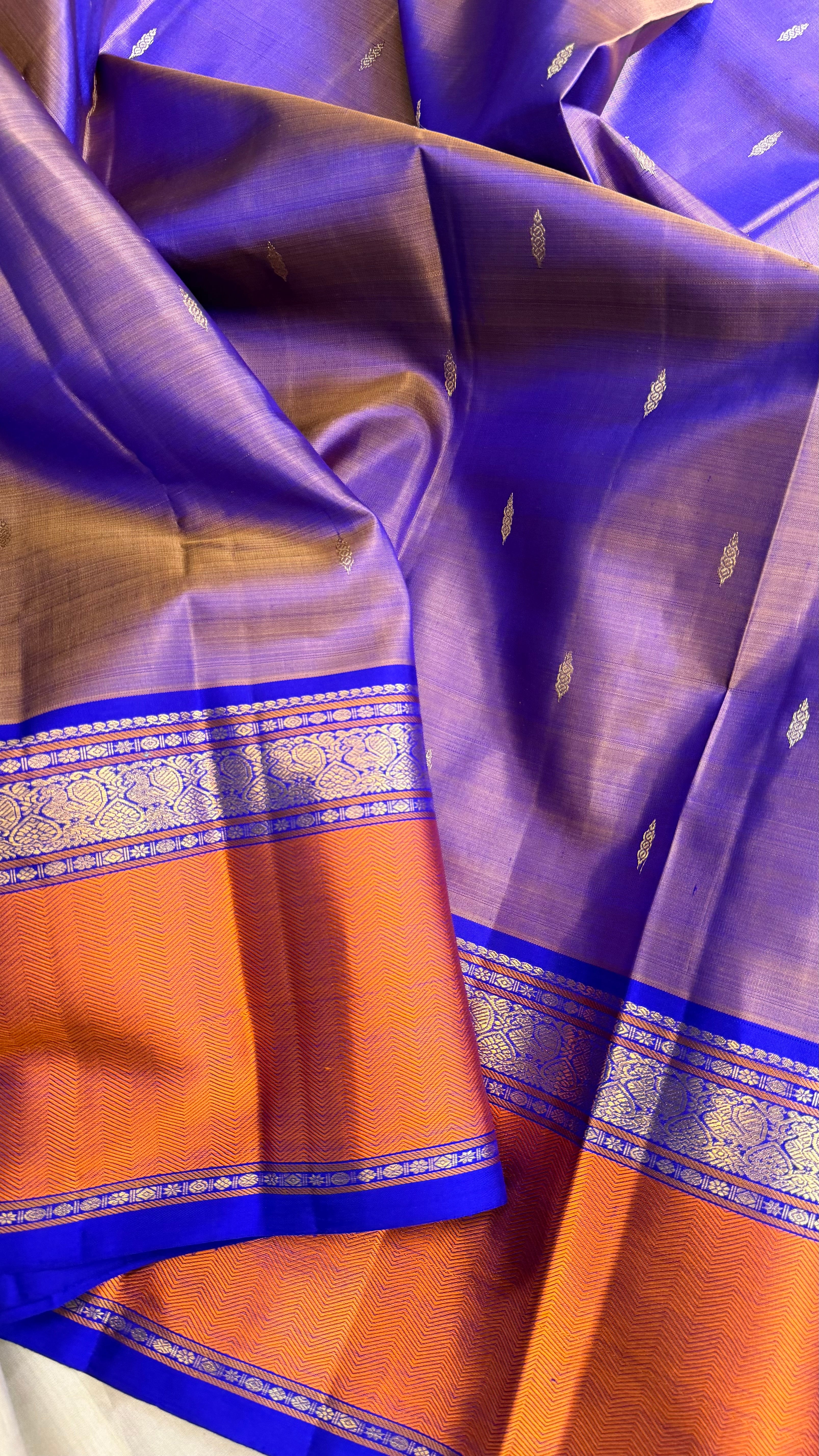 Master weaver - purple shot chocolate brown and rust border / Kanjipuram Silk