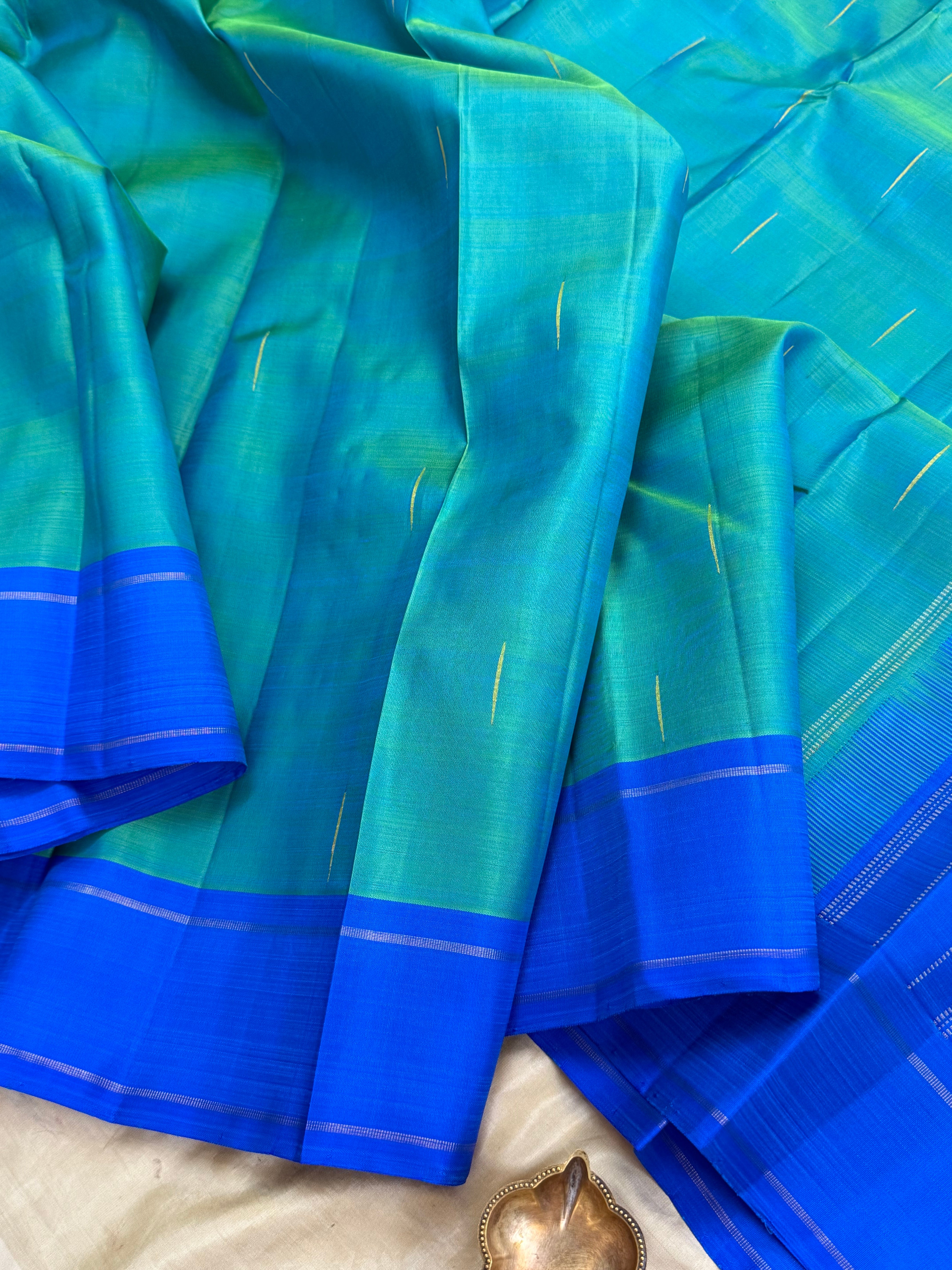 Rain drops semi contrast / kanjipuram silk saree CLSA 10746