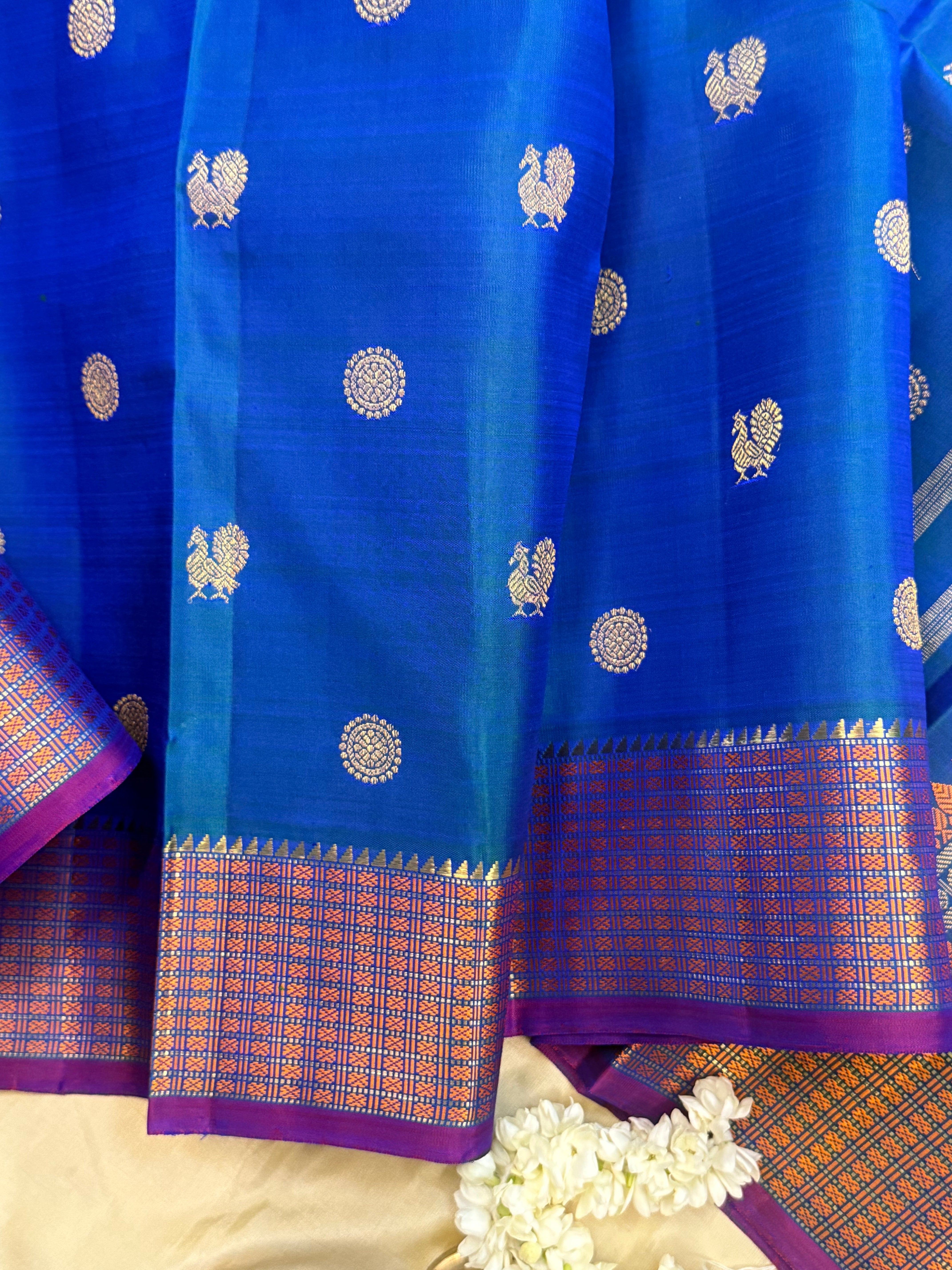 Mayilkazhuthu varisapet / Kanjipuram silk