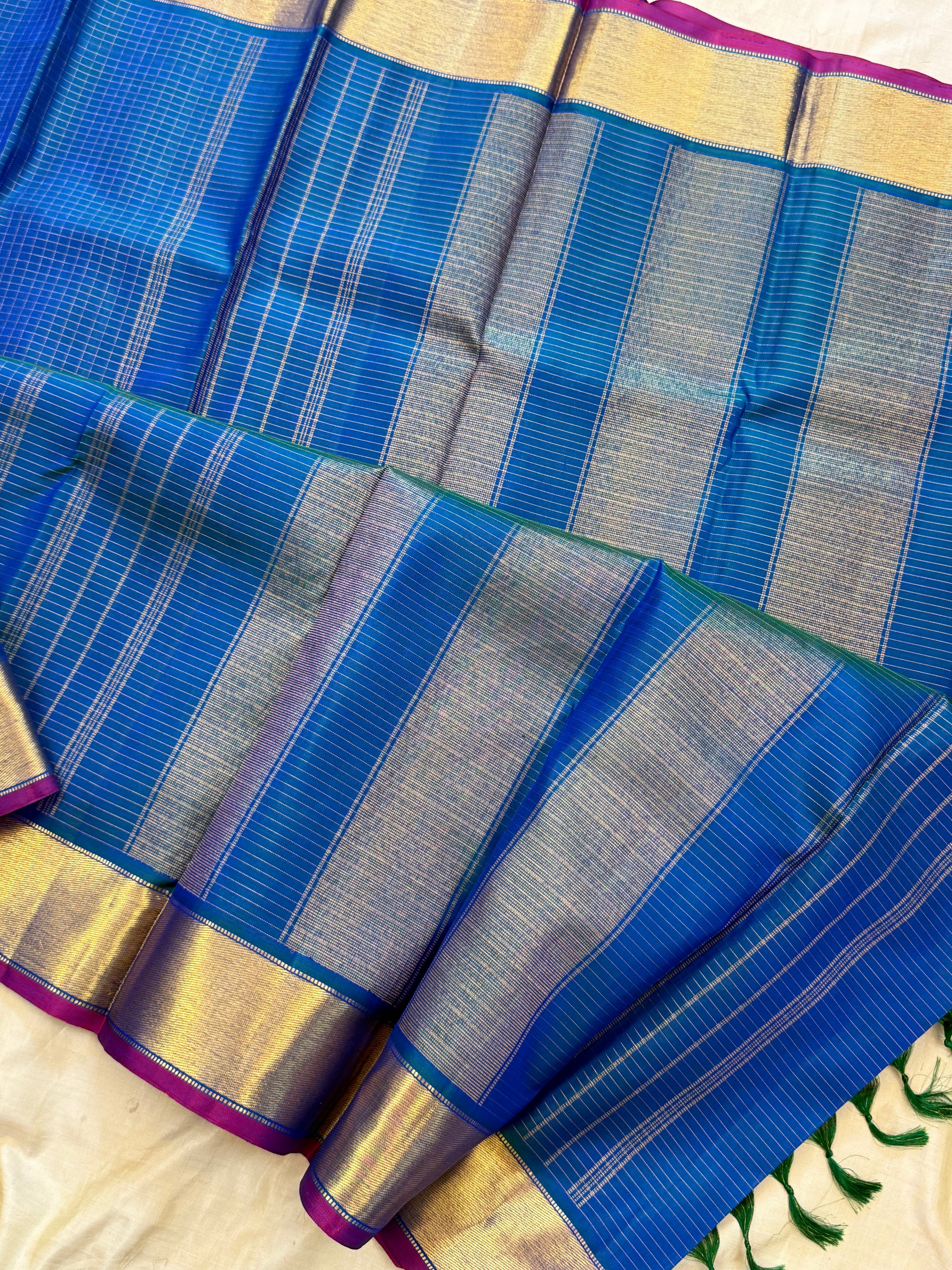 Mayilkazhuthu colour and Zari Kattam / Arani silk CLSA 8547