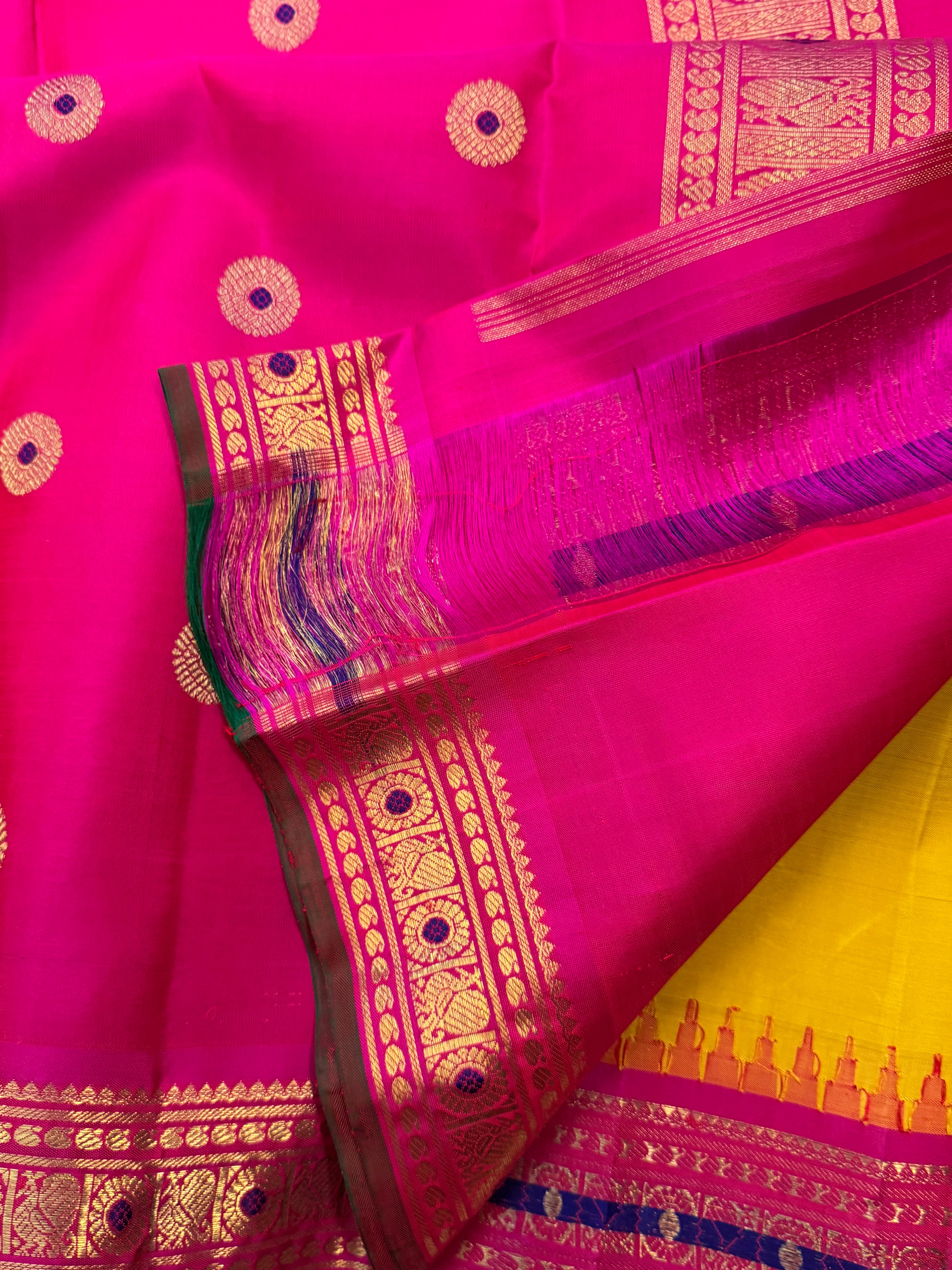 Sampangi yellow korvai / kanjipuram silk