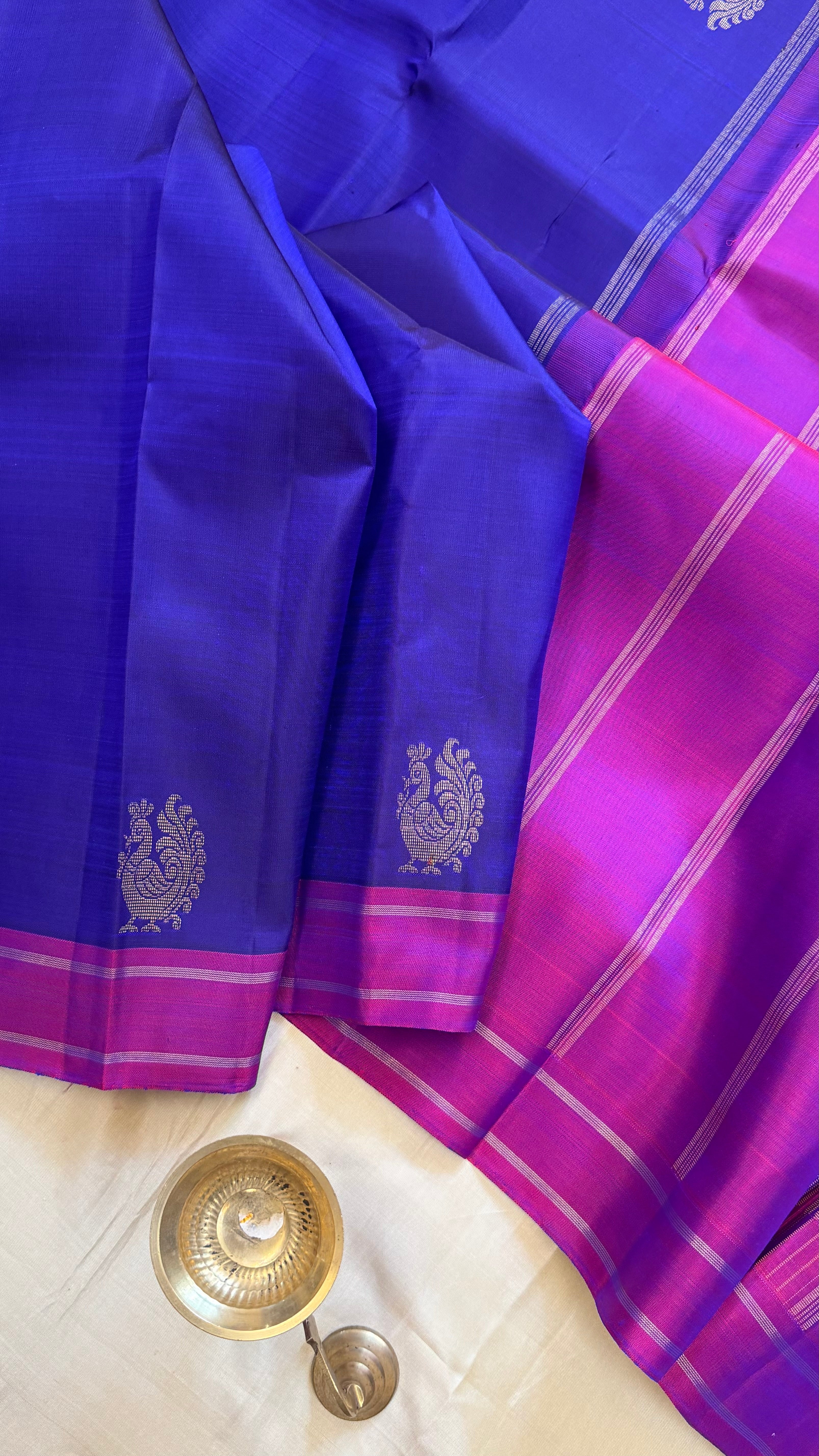 Kanchana blue bettu butta/ Kanjipuram Silk