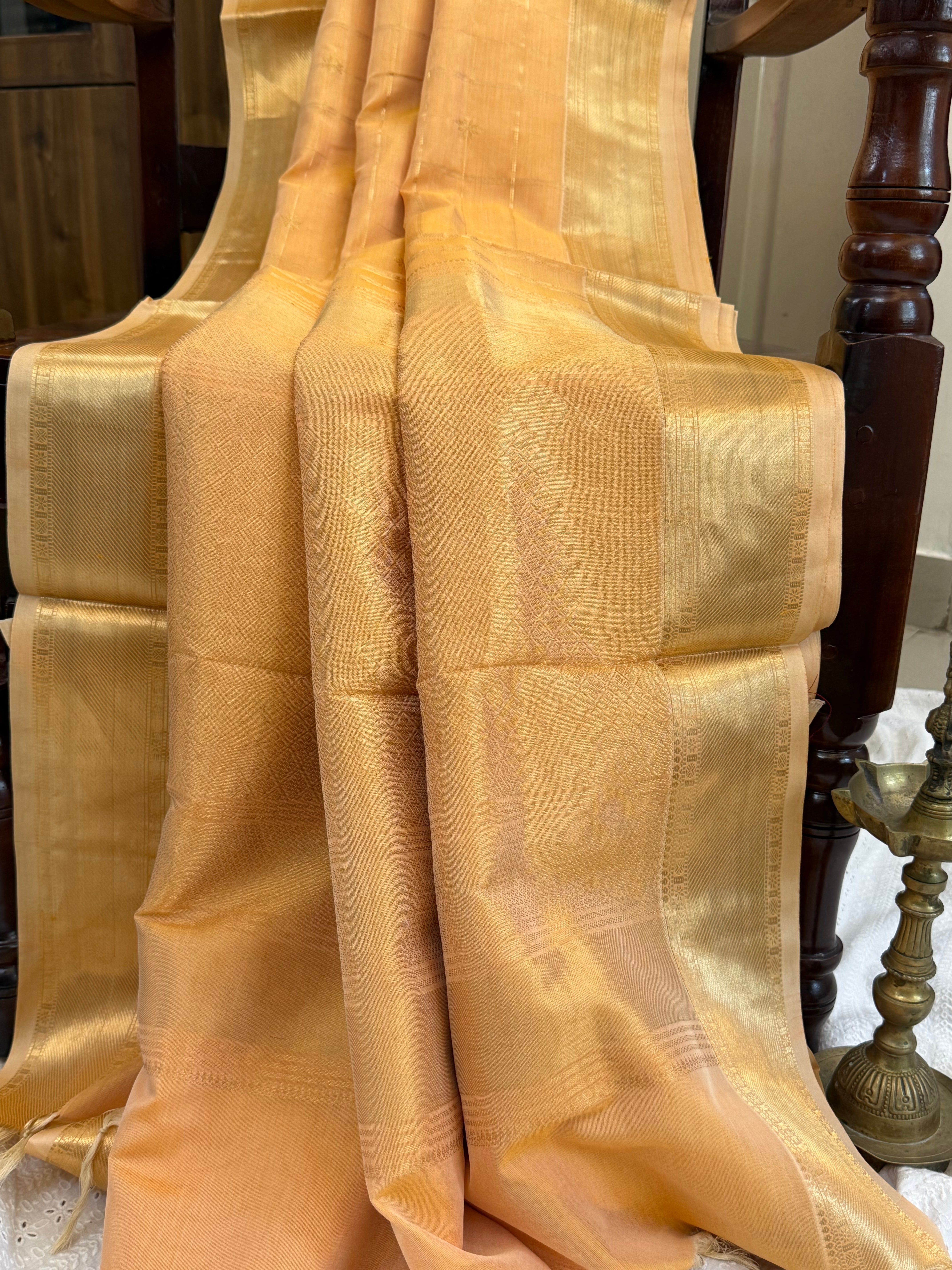 Lite peach kattam star butta / Premium Silk Cotton CL8335