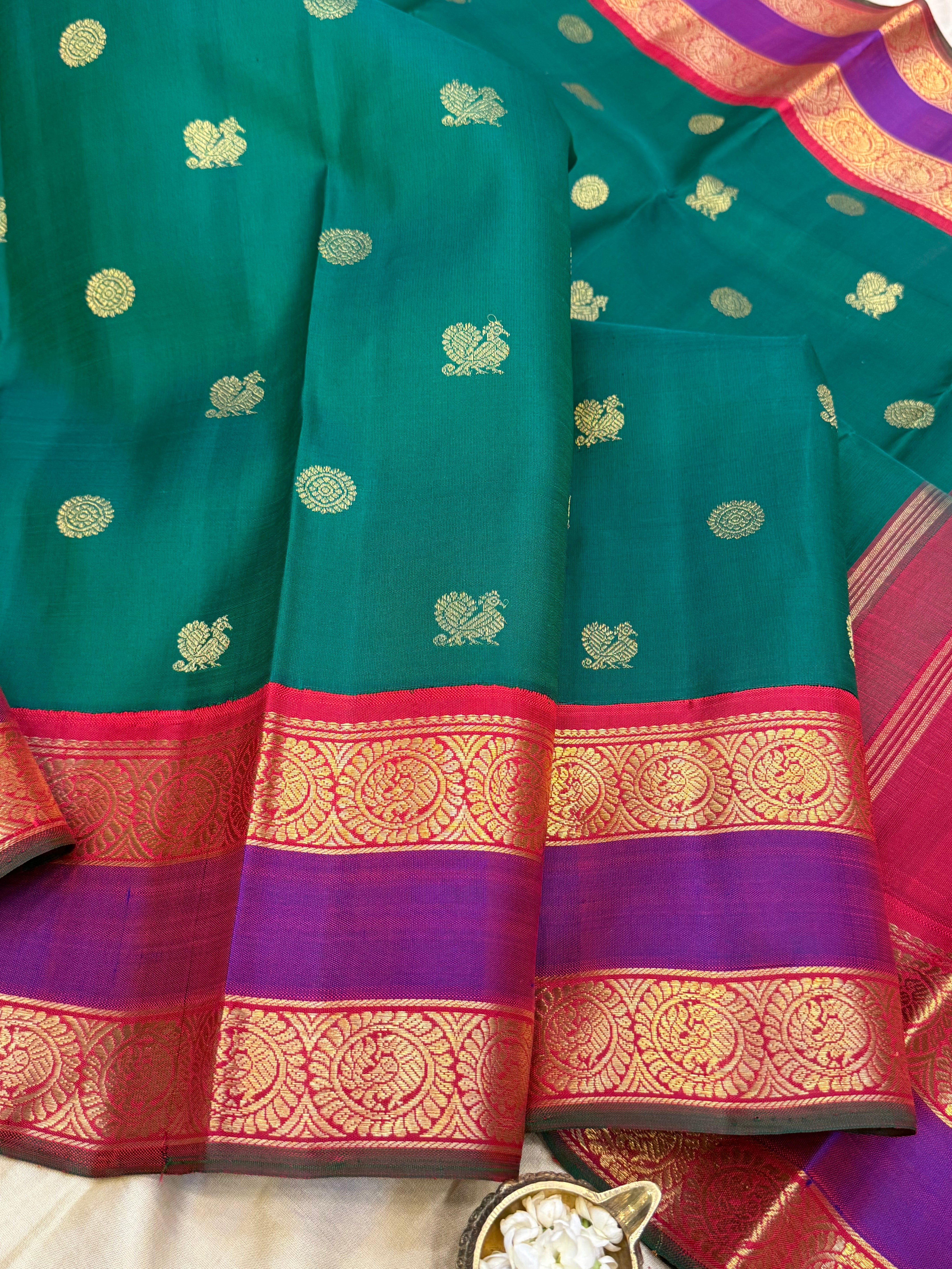 Green and purple Araku rettapet border kai korvai/ Kanjipuram Silk