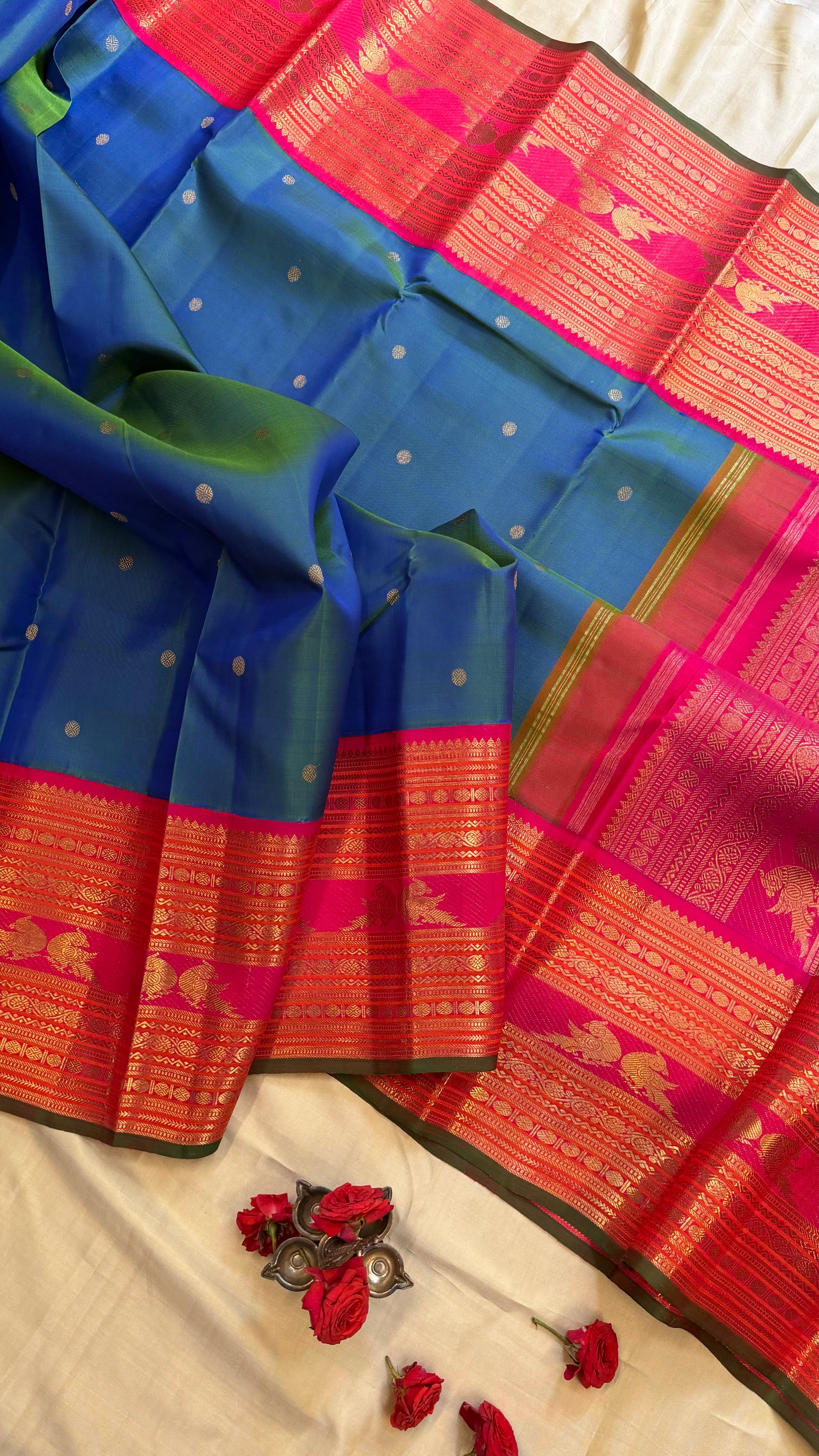 Varisapet Kili mayilkazhuthu Korvai / Kanjipuram silk