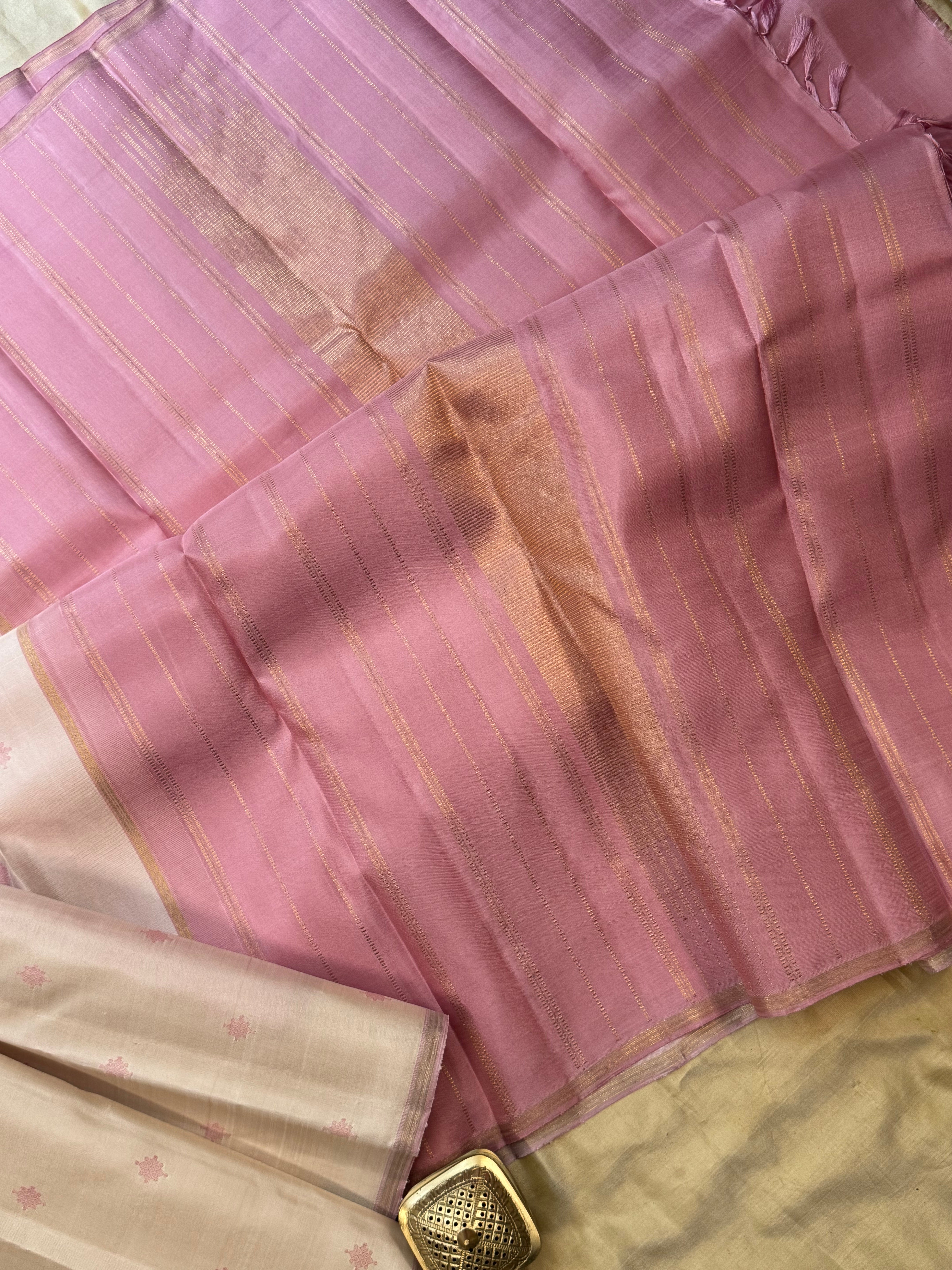 Cream thread Butta / kanjipuram silk