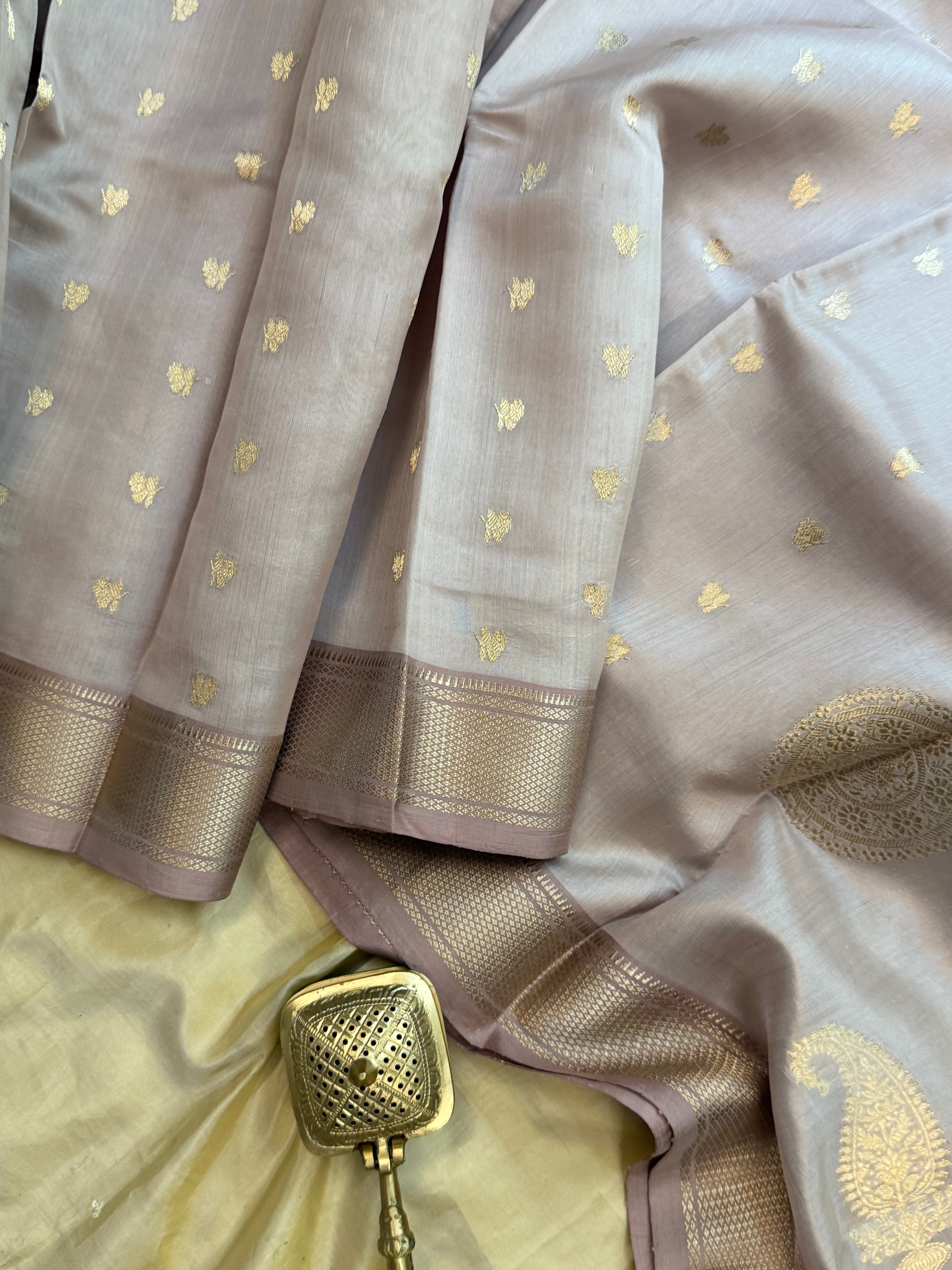 Light mauve hazar kadwa Butta / revival Chanderi
