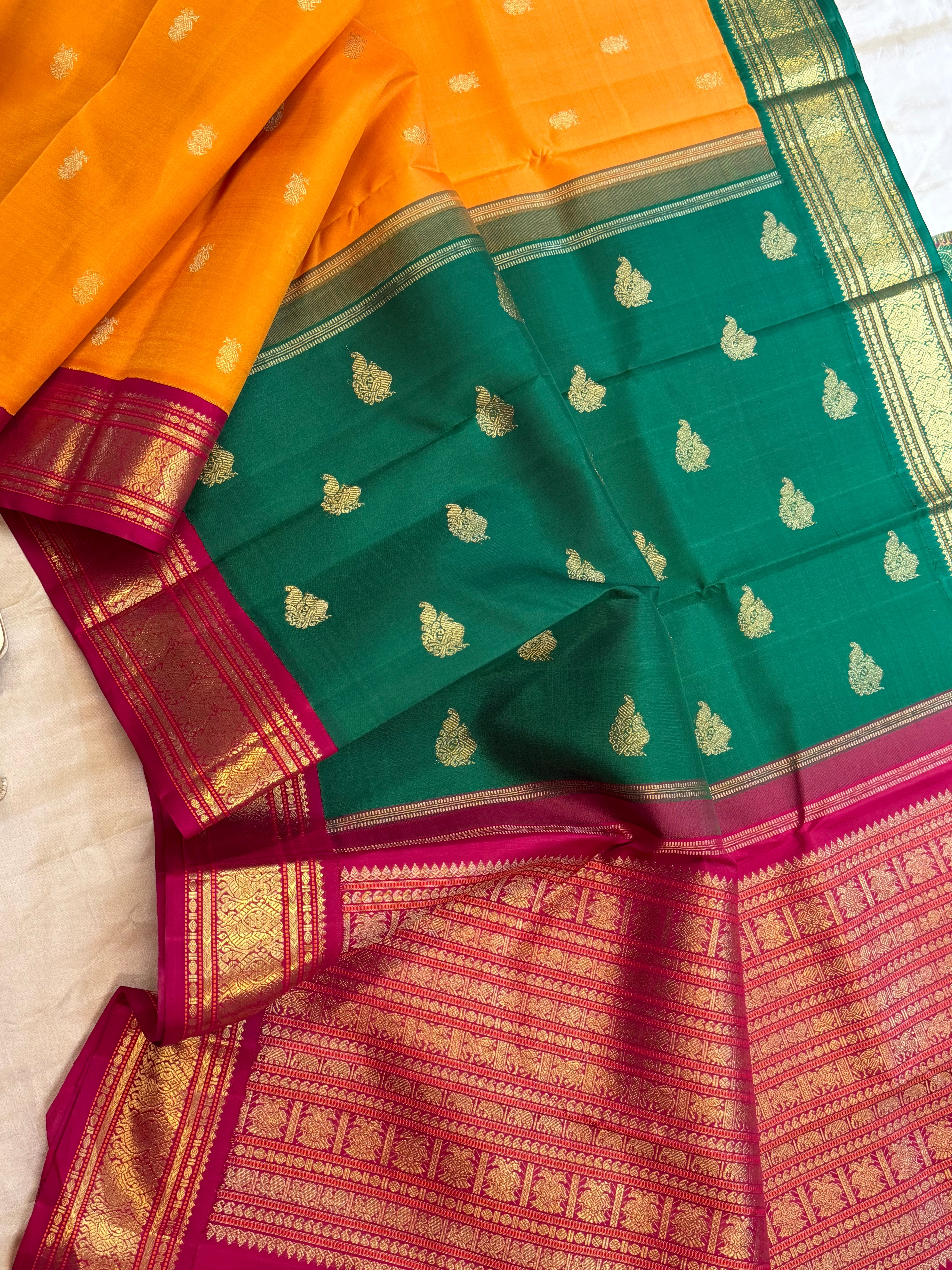 Pasumanjal korvai retta Palla / kanjipuram silk