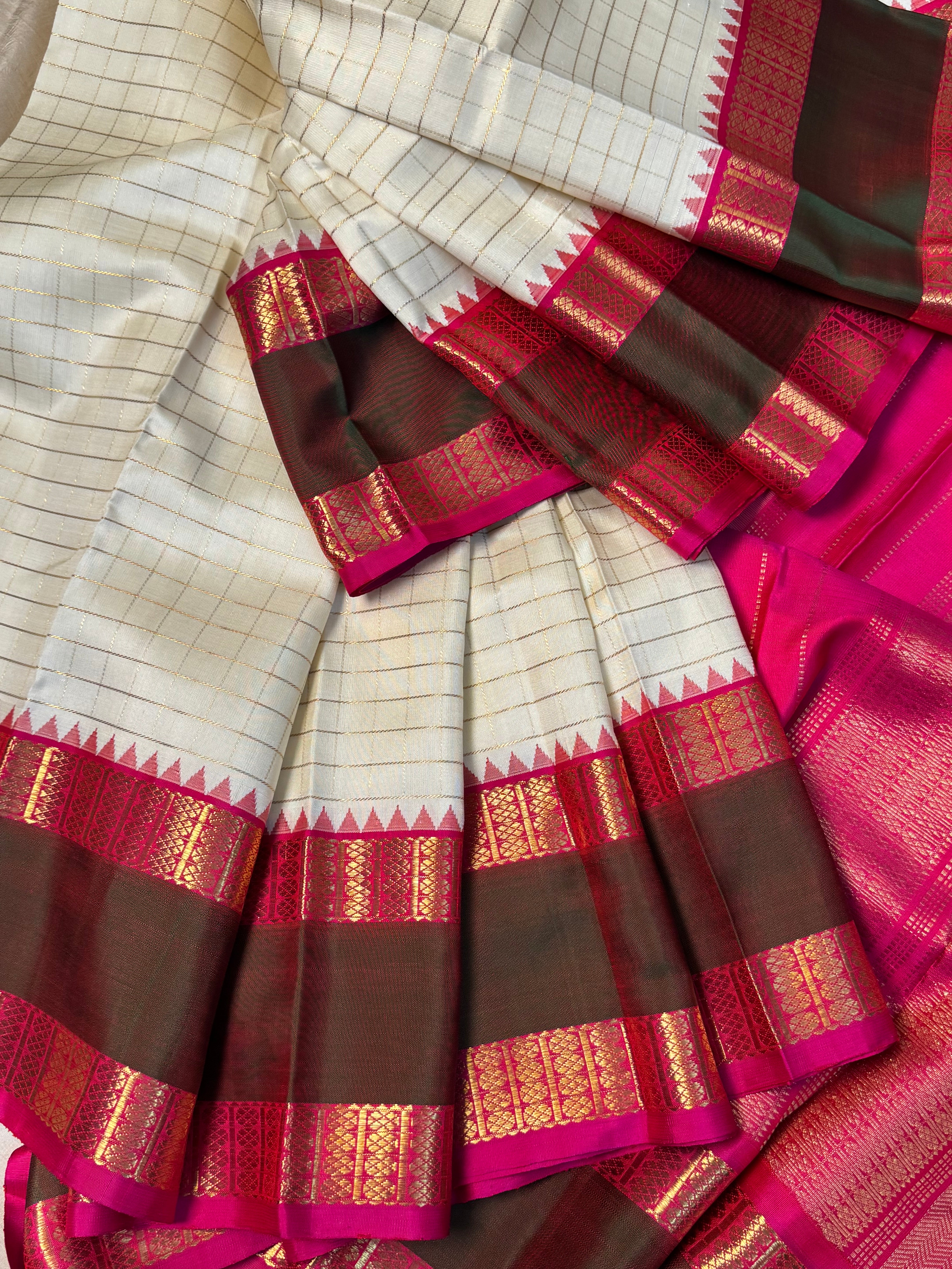 White Kattam Korvai / Kanjipuram silk