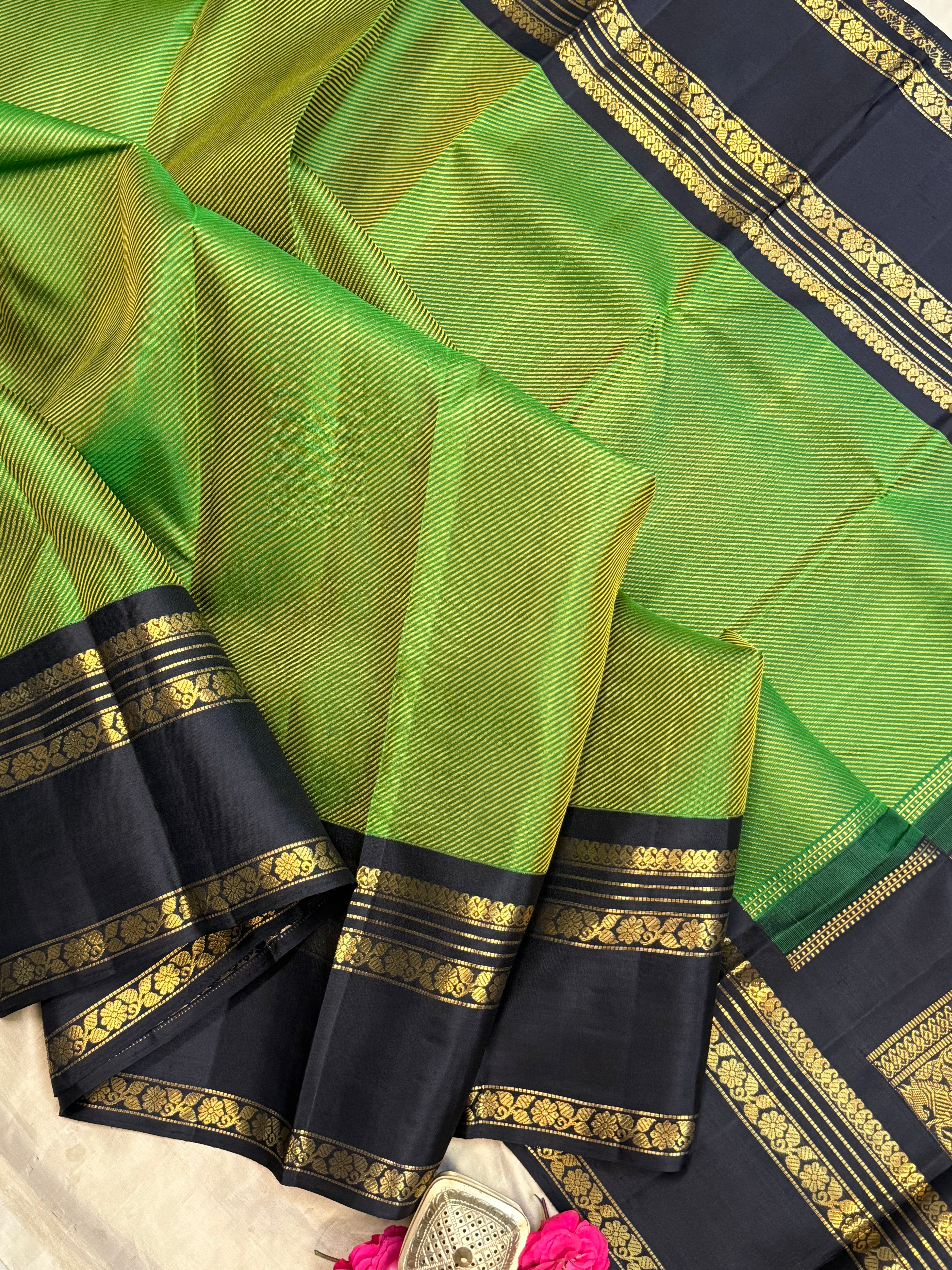 Green lehariya yannai darbar pallu / Kanjipuram silk CLSA9168