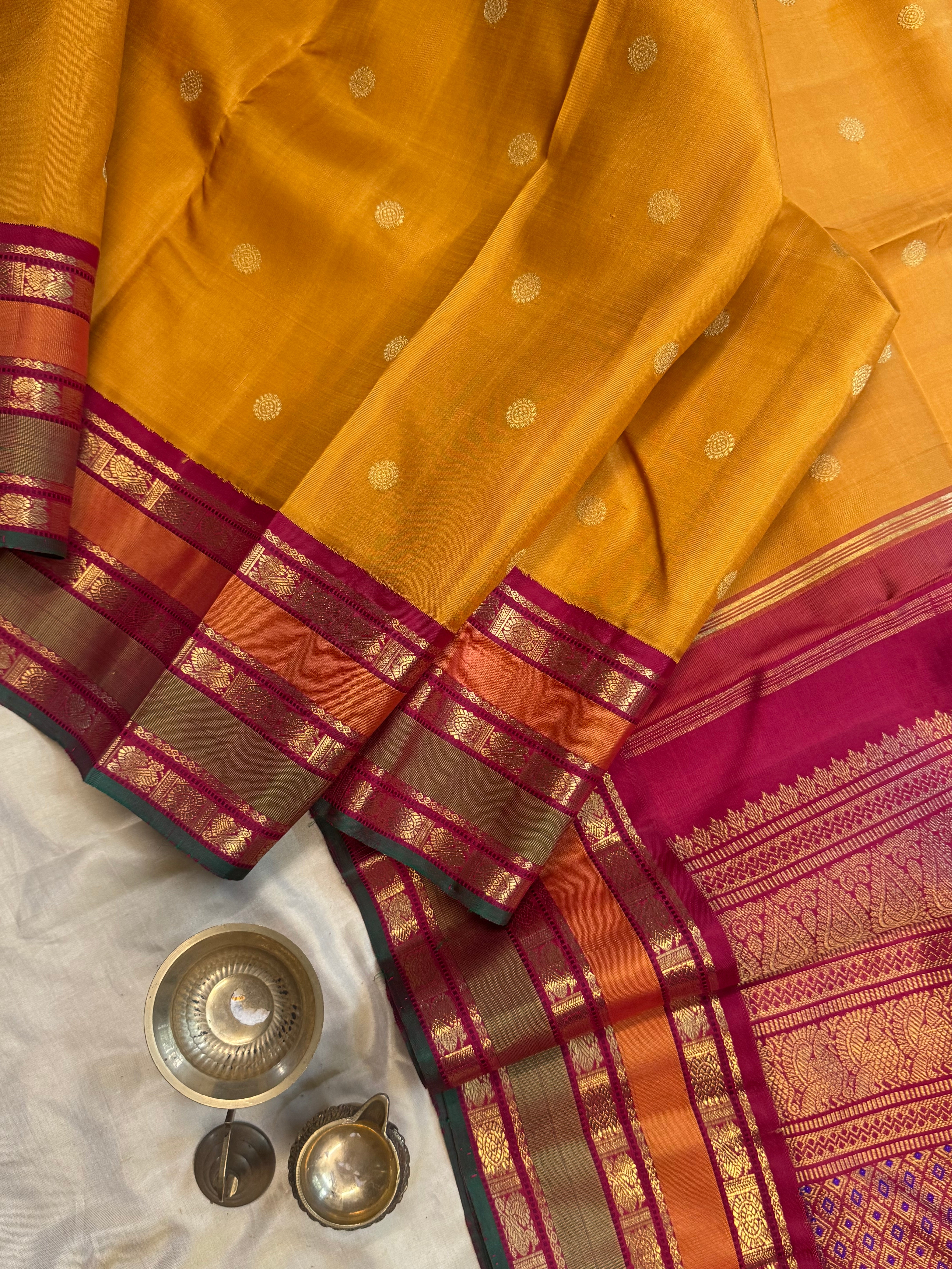 AALAYAM : Varisapet yellow kanjipuram silk
