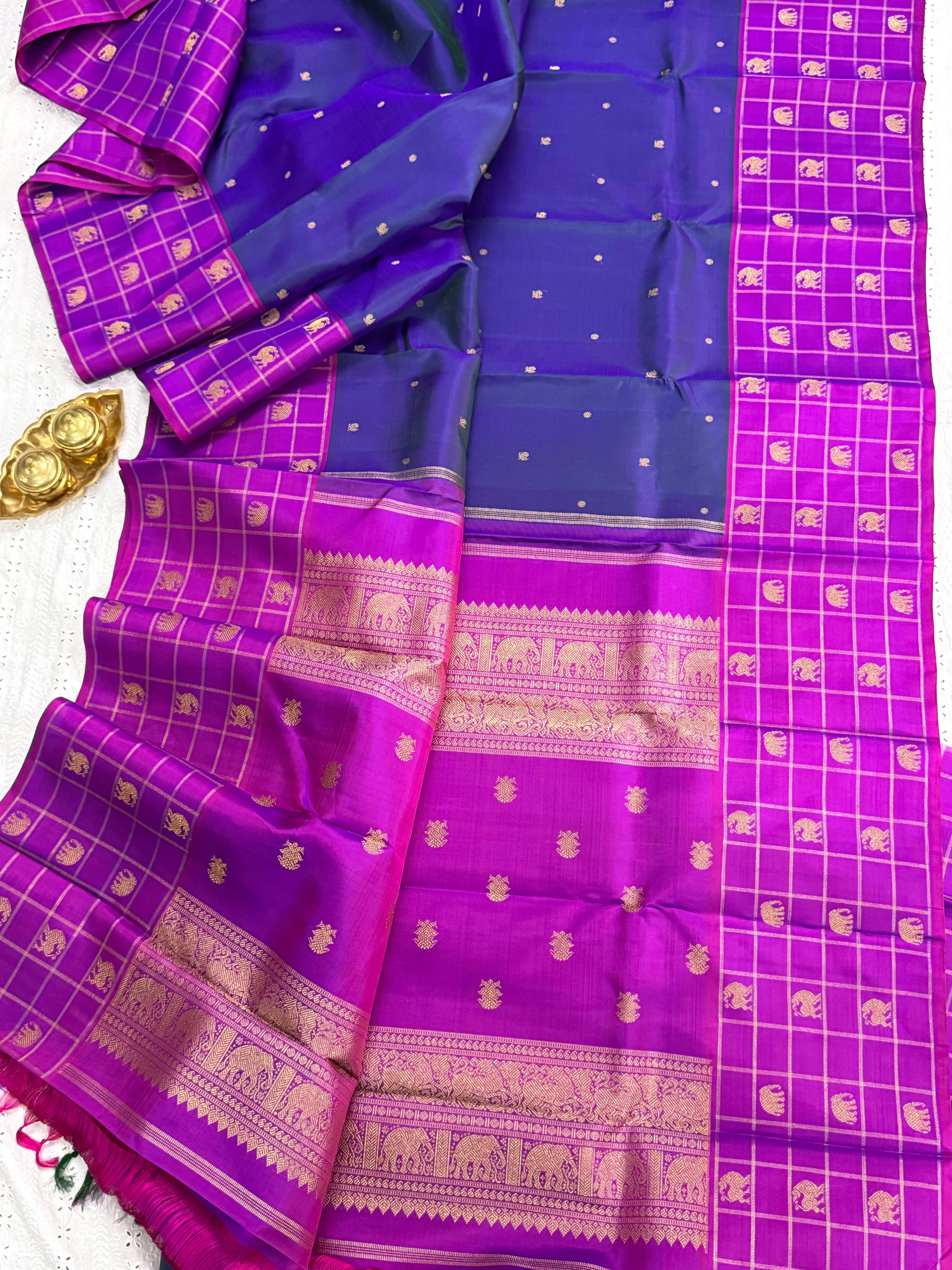MAYILKAZHUTHU BORDER KATTAM BUTTA/KANJIPURM SILK SAREE CLSA 7234