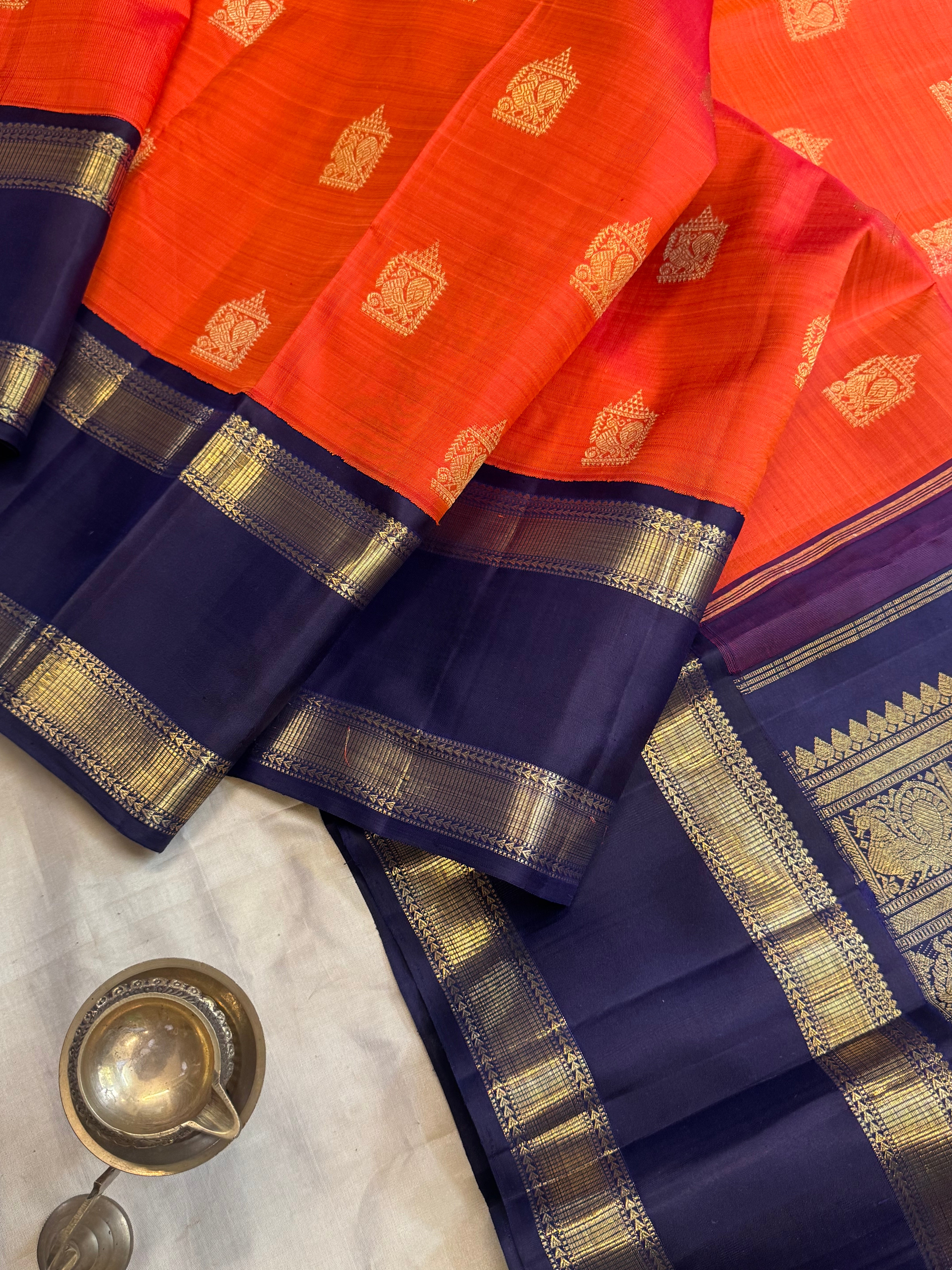 AALAYAM : Orange retta pet korvai kanjipuram silk