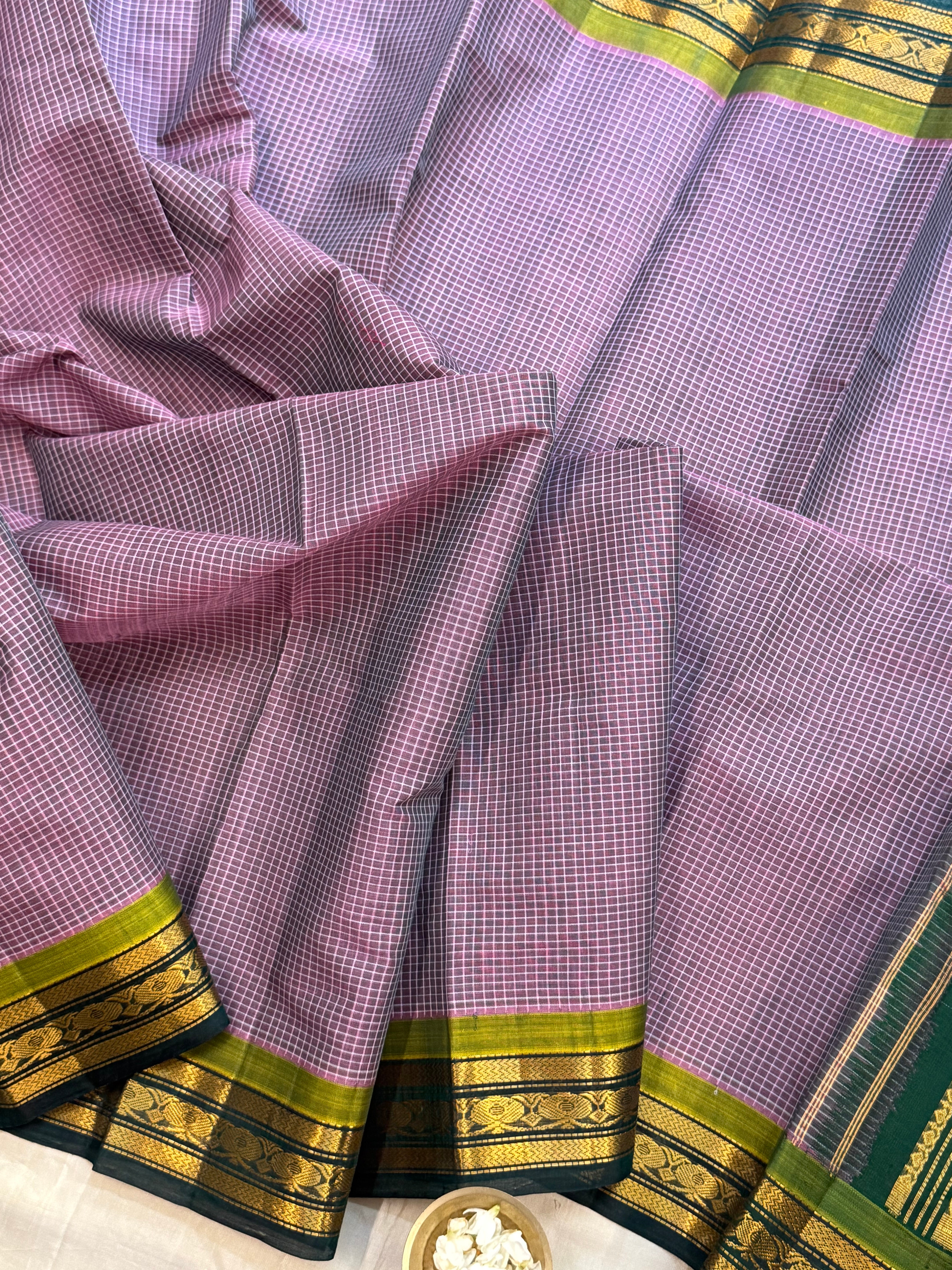 Dusky pink and green korvai / Gadwal Cotton ( No Blouse)