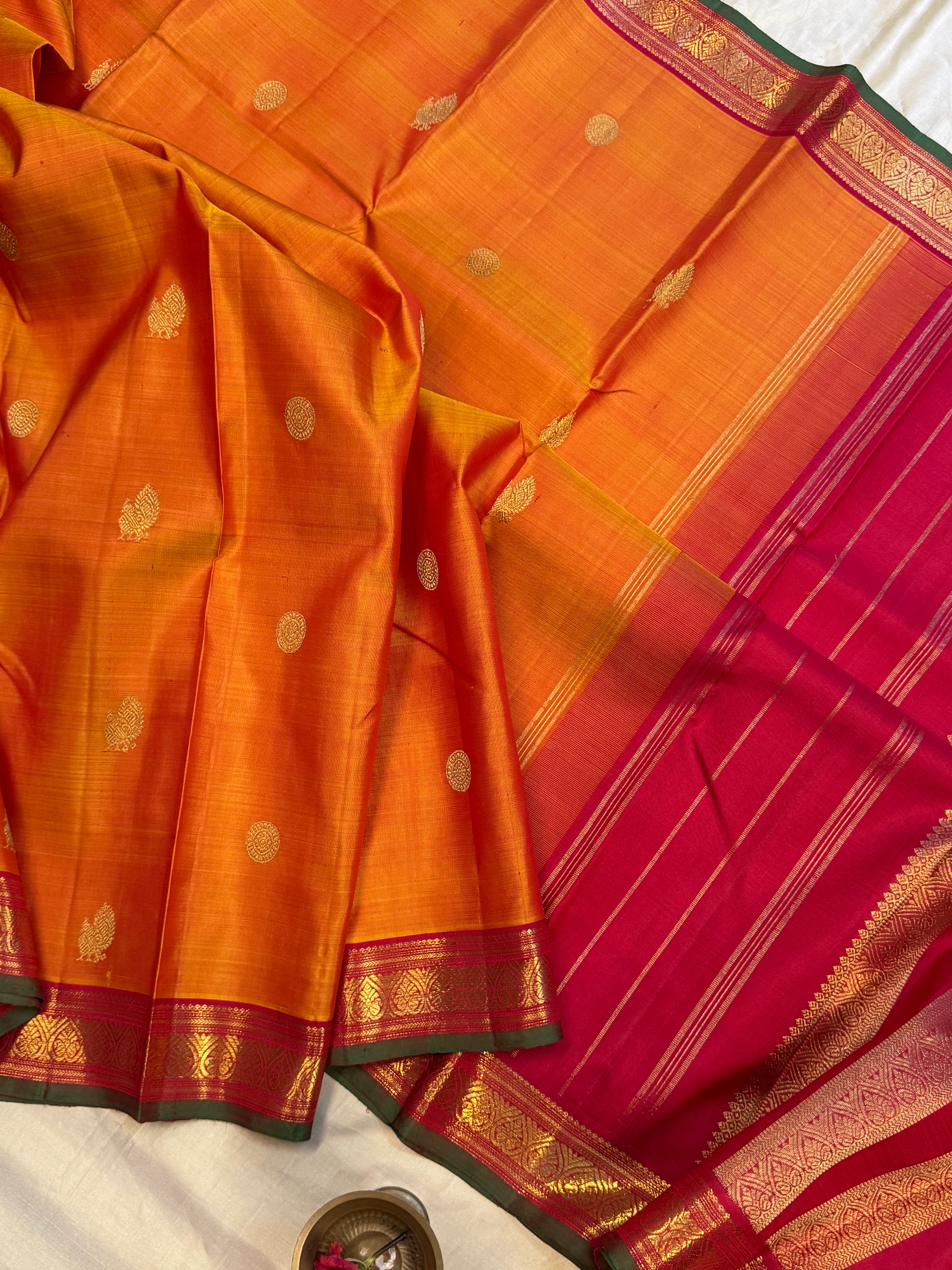 Swapnam : Simha color jadanagam / kanjipuram silk