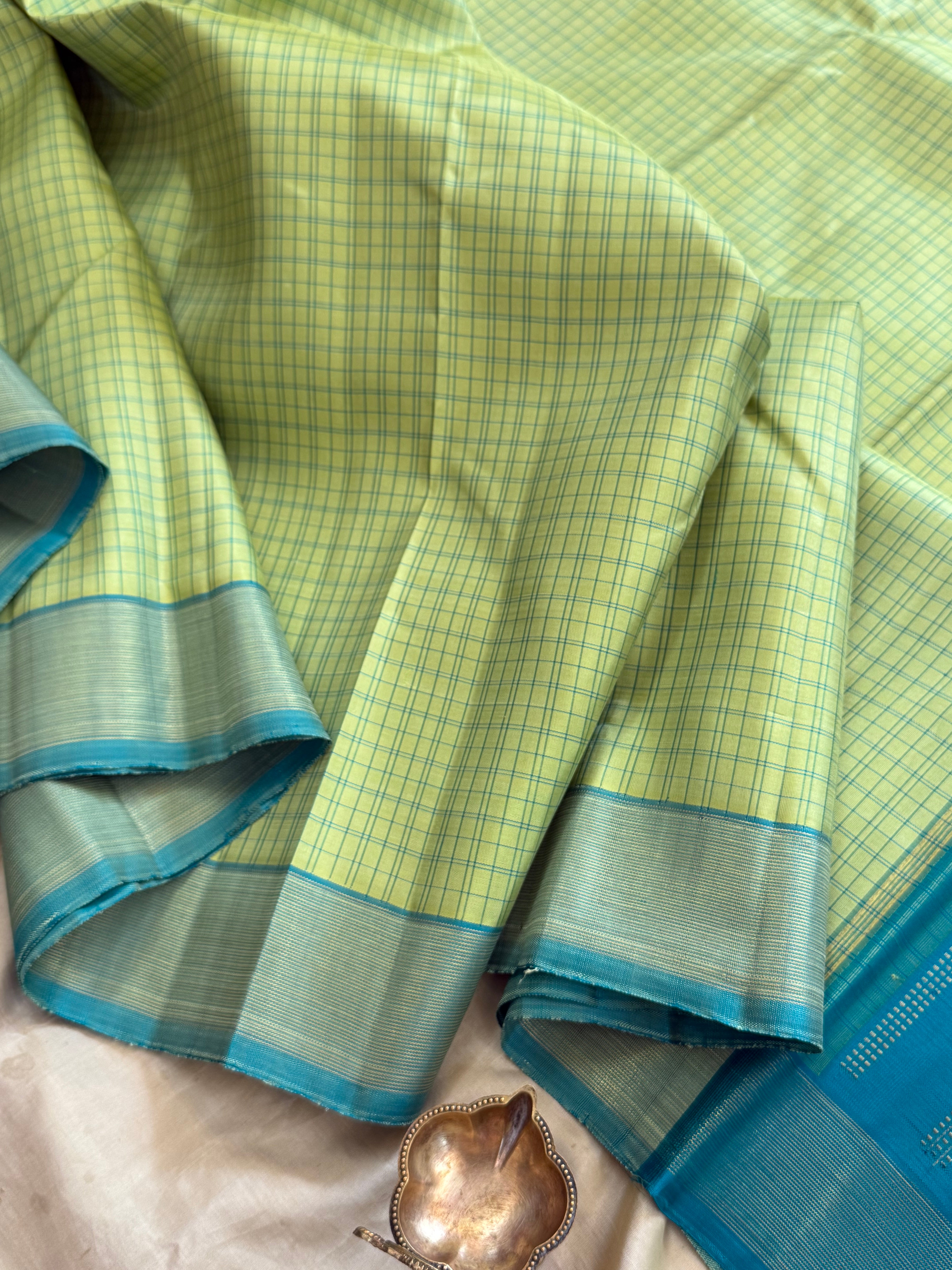 LEMON GREEN BODY KANCHIPURAM SILK SAREE CLSA 10917
