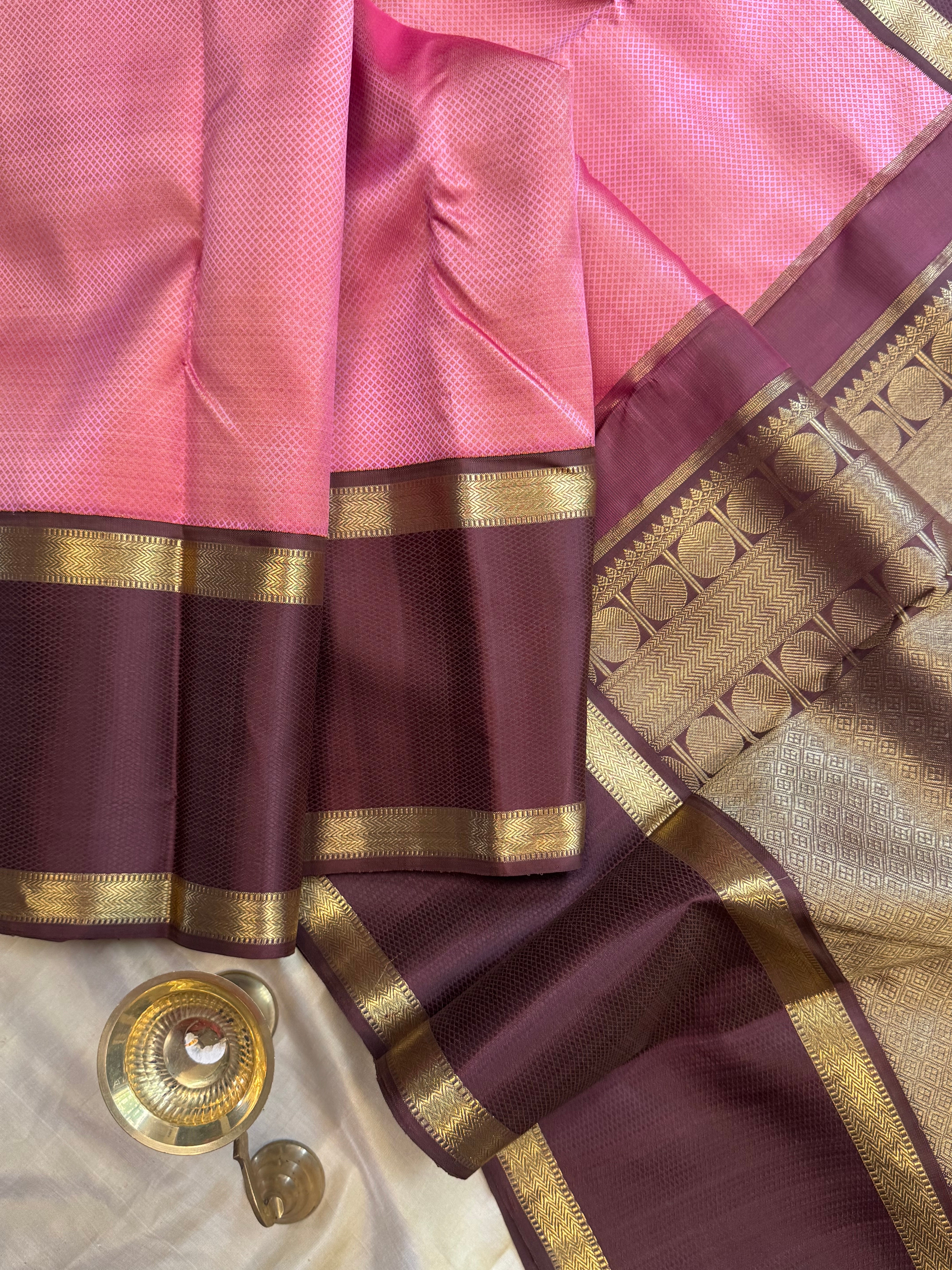 Geva pink kuil kann thread work 5.40m: kanjipuram silk