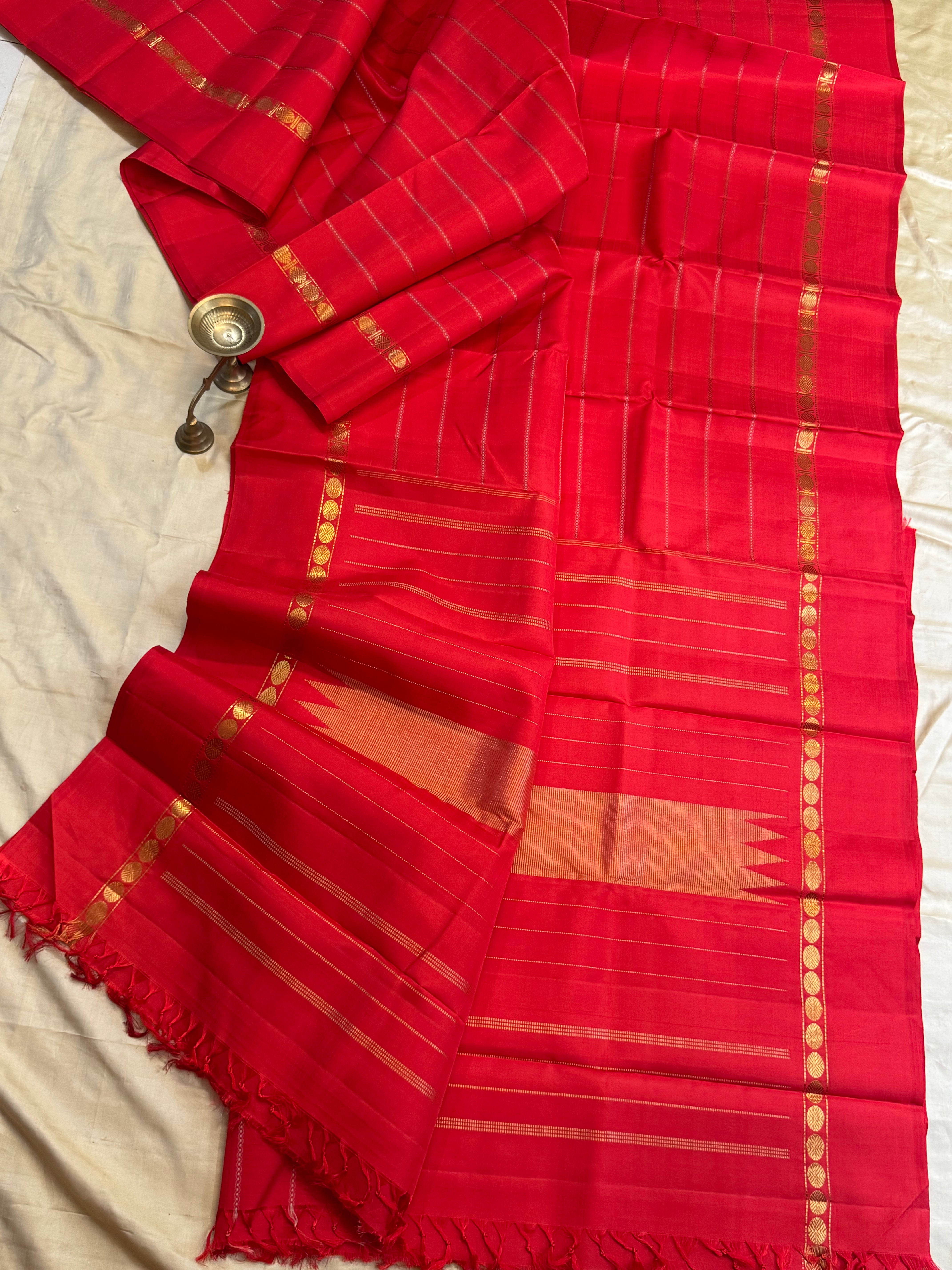 Rustic red Veldhari / Kanjipuram silk