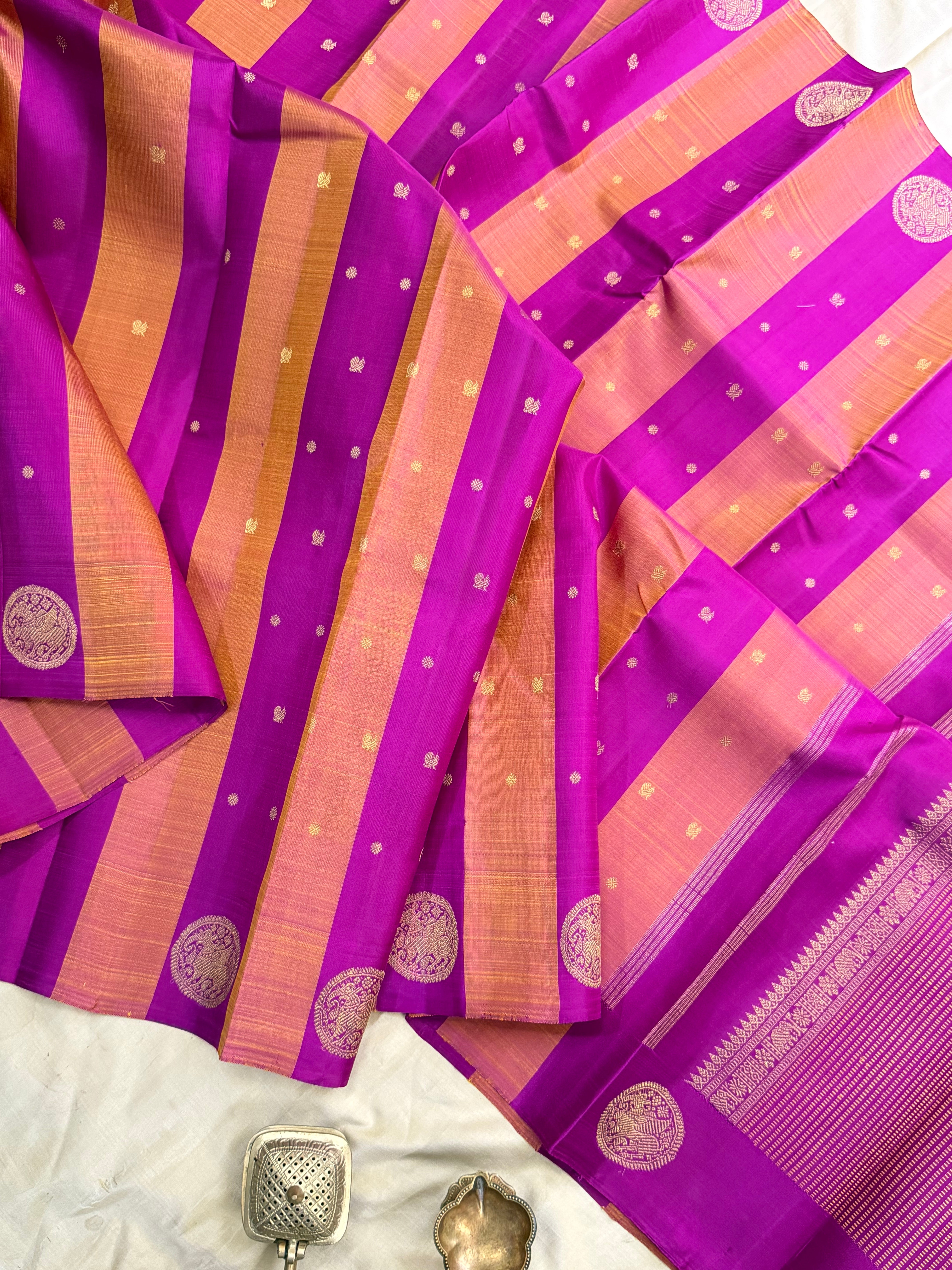 Vintage style Butta saree pure Zari Kanjipuram silk
