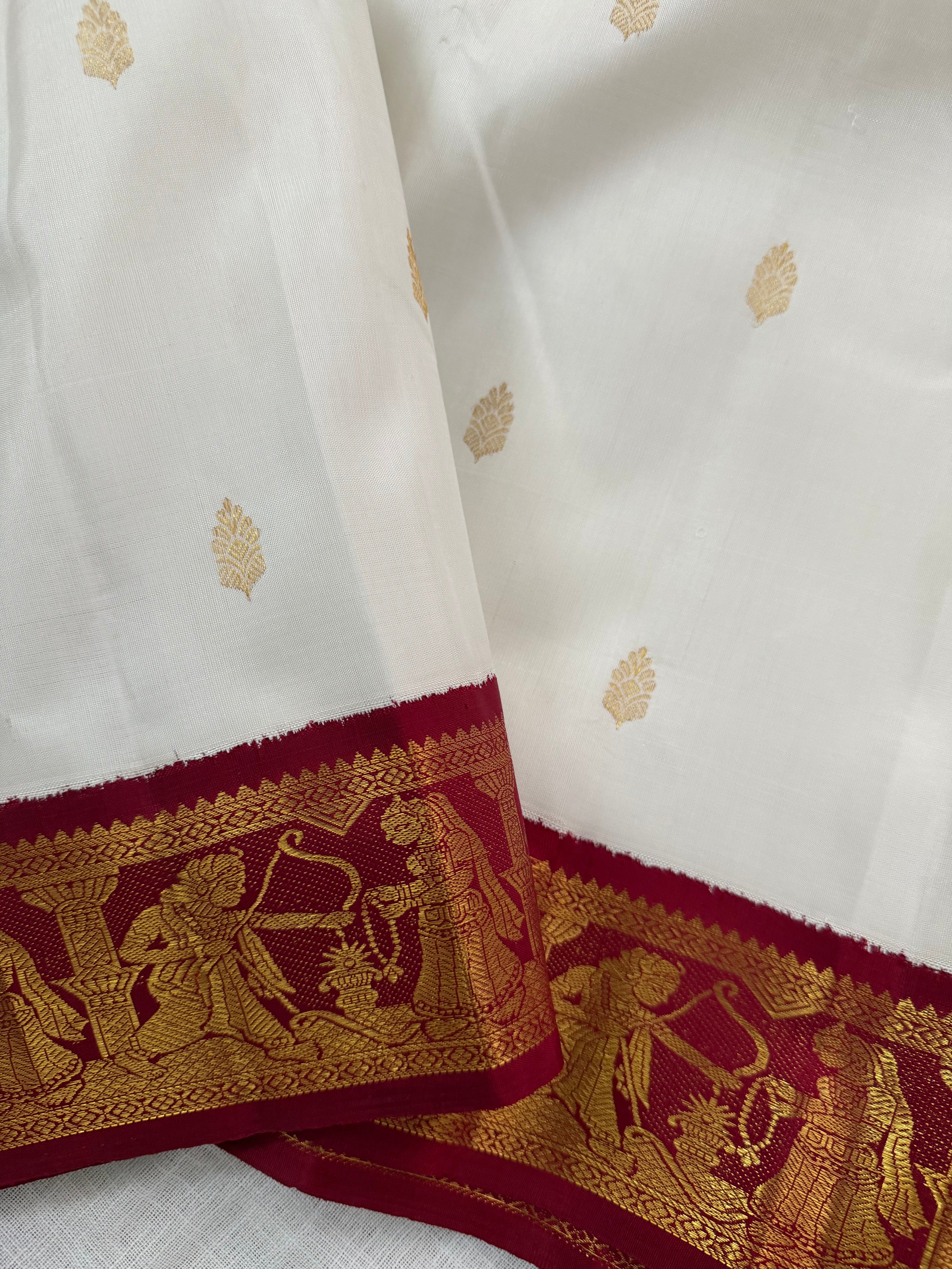 White triple Palla korvai / Arani silk