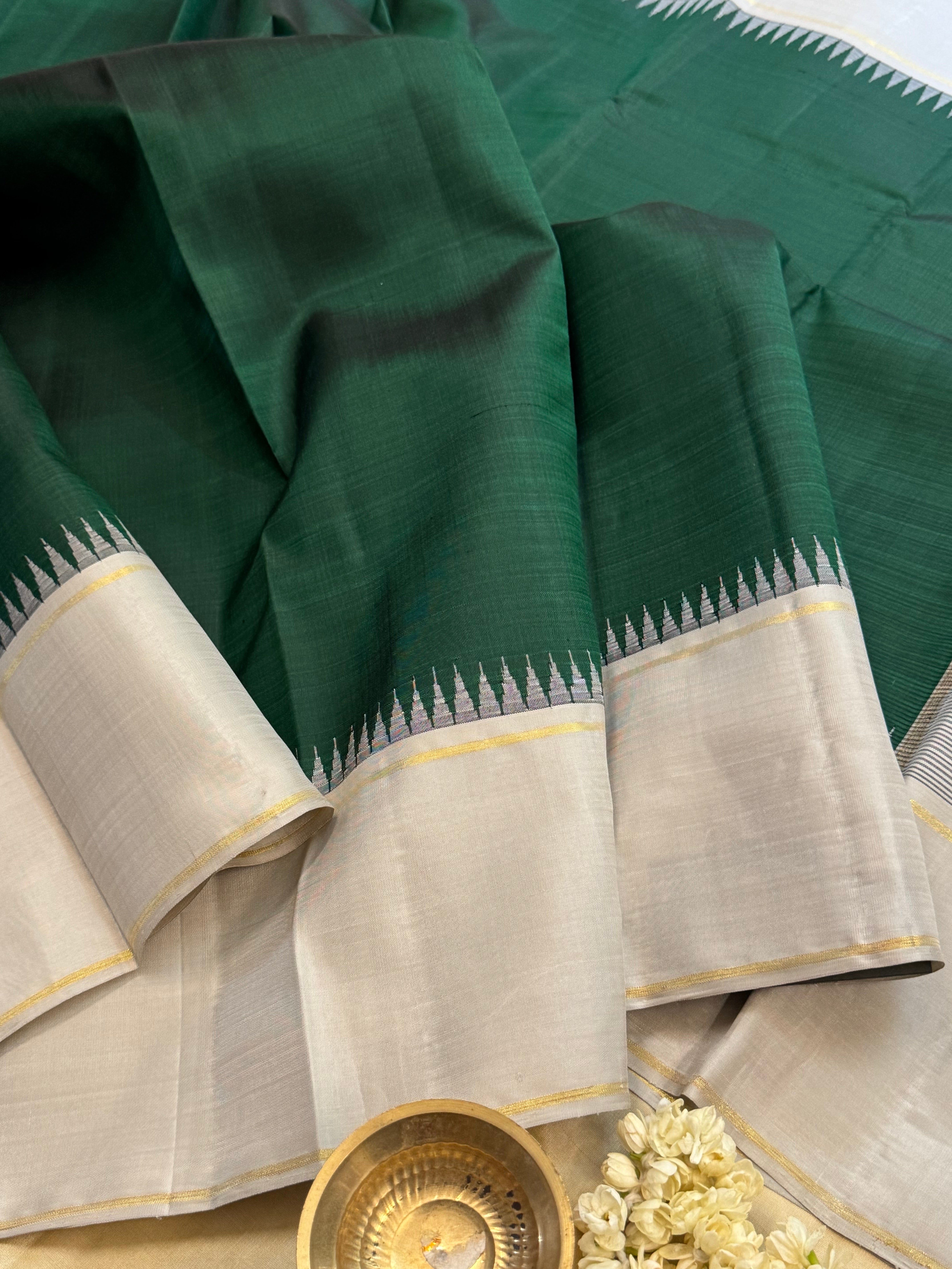 Green and silver grey / Arani silk