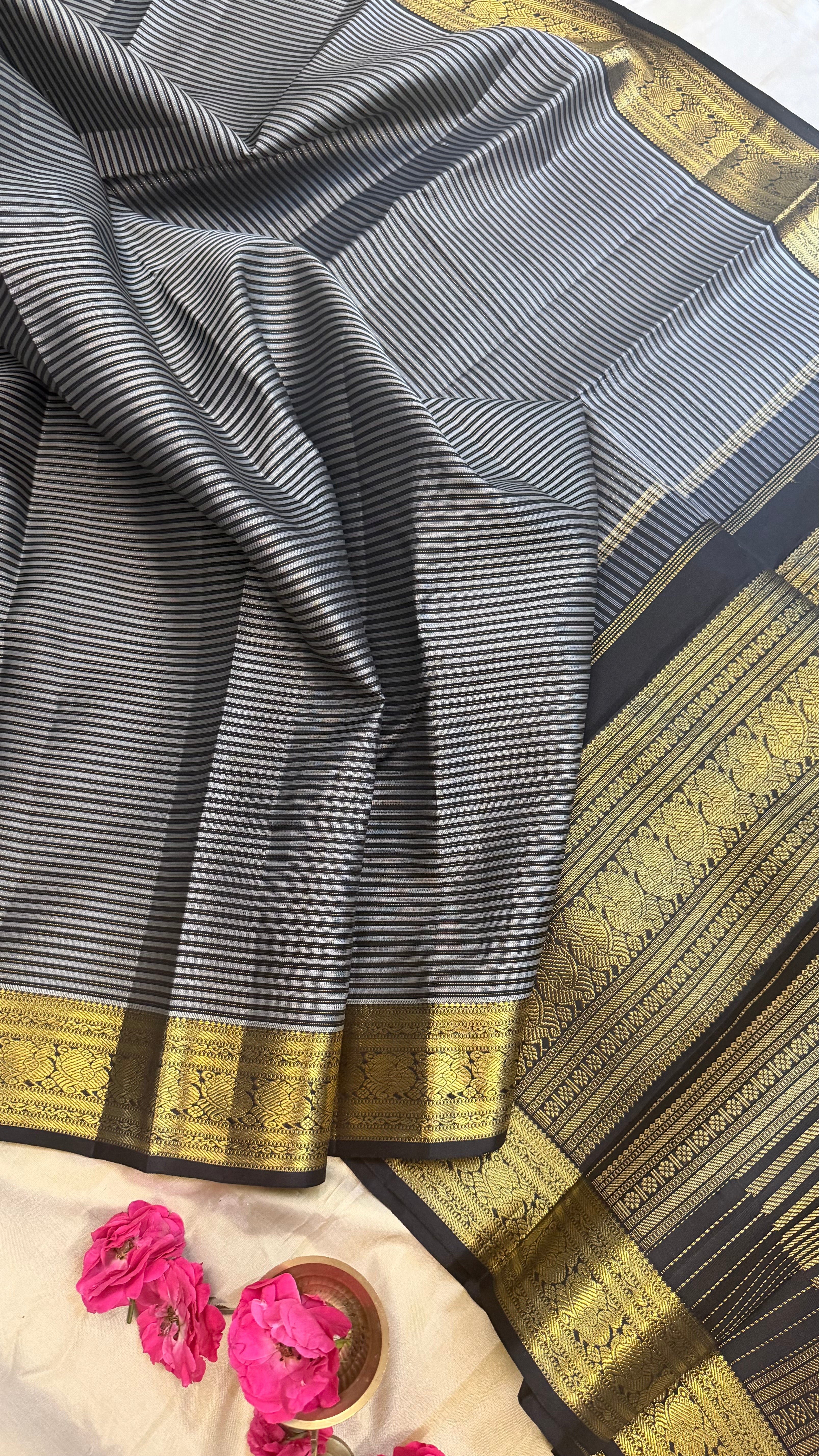 Vaalapoo savuku Vairaoosi / Kanjipuram silk