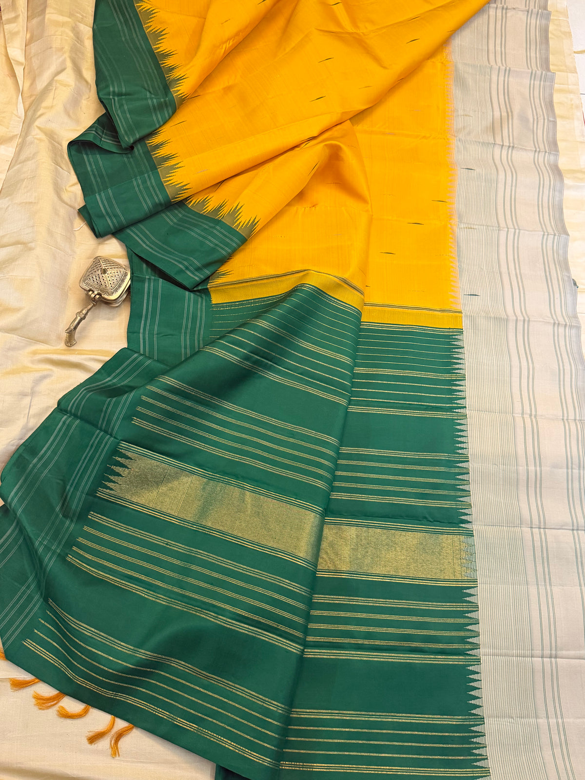 Ganga Jamuna border Aarani pure silk saree/ clsa 12074