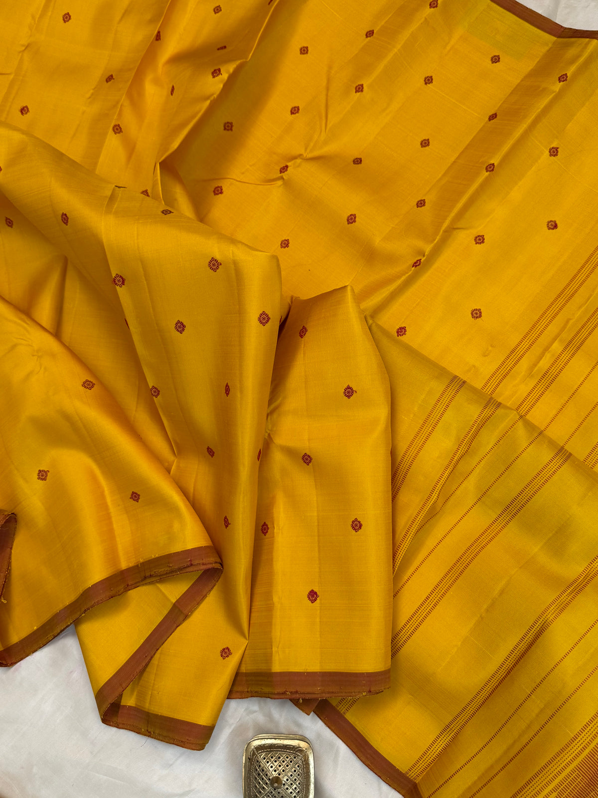 Yellow thread butta border less /Kanjipuram silk saree clsa 12803
