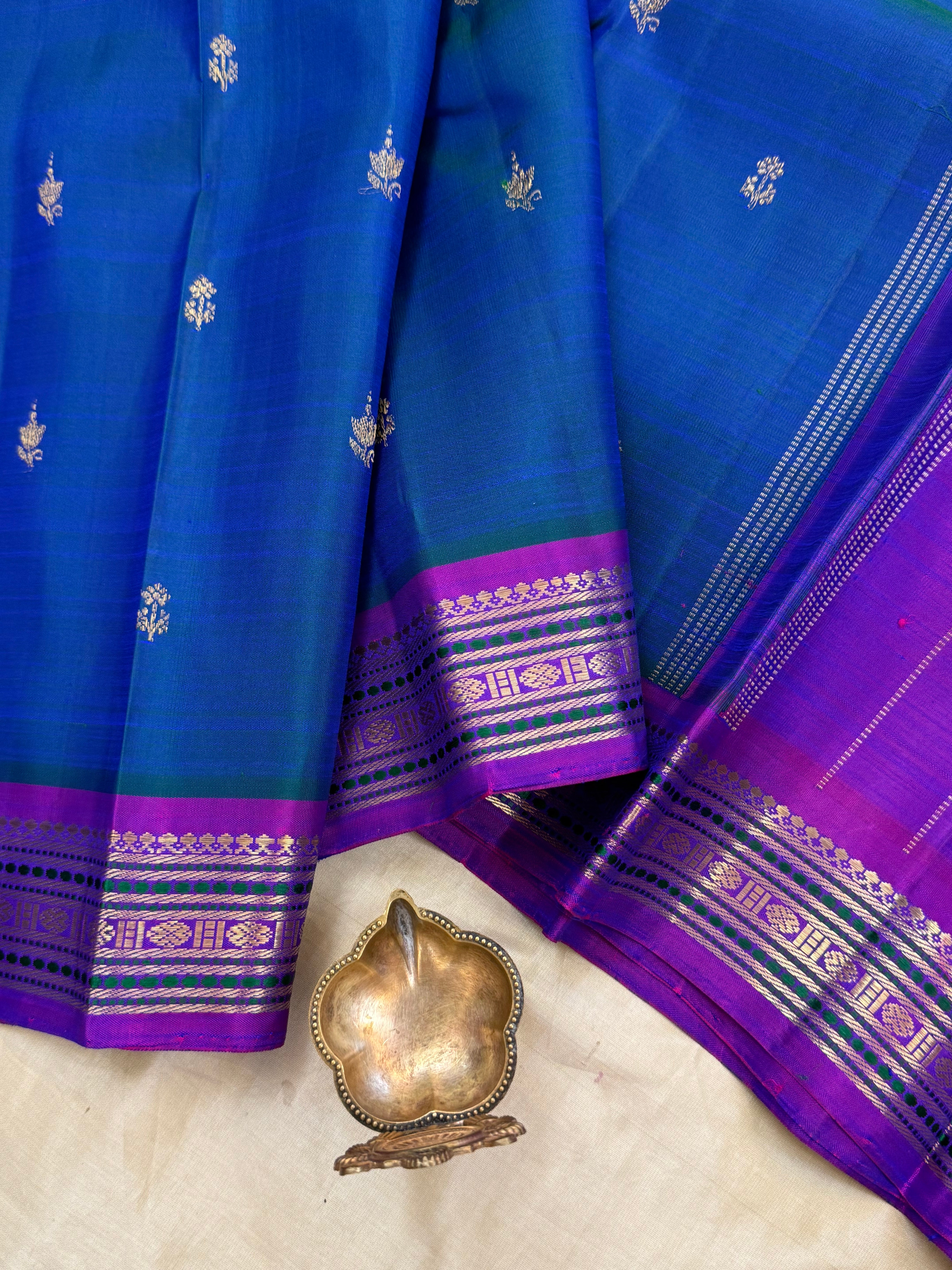 Mayilkazhuthu semi contrast / kanjipuram silk saree CLSA 10944