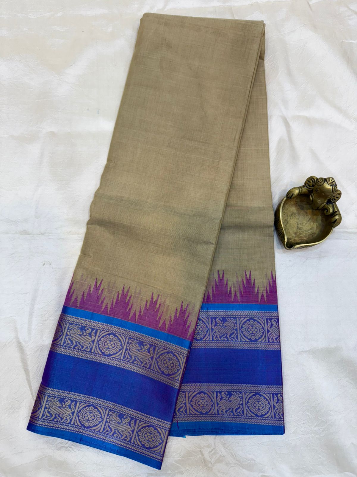 Sandal cotton body - Lavender silk border