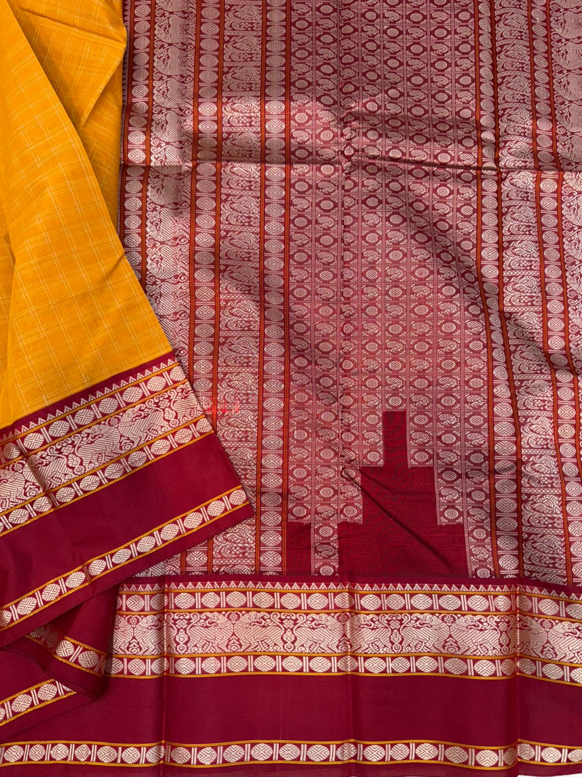 Mustard cotton body - Marron silk border